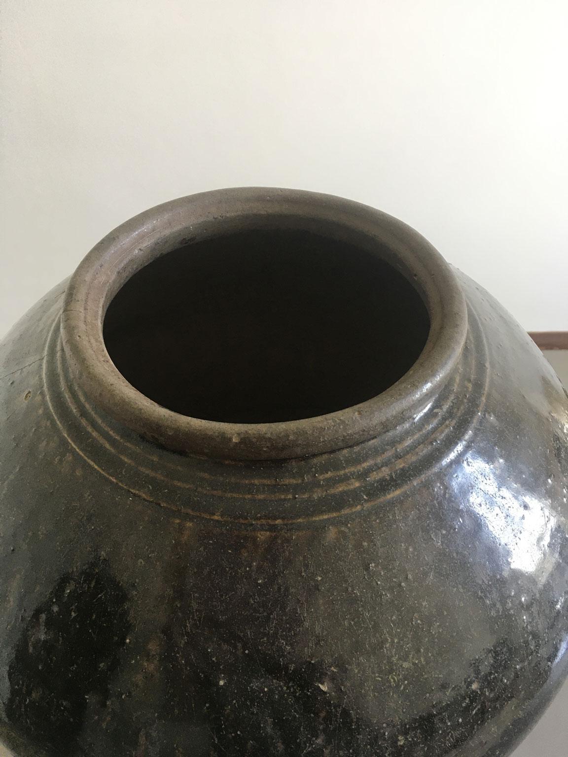 Late 18th Century Khmer Brown Glazed Terracotta Vase For Sale 4
