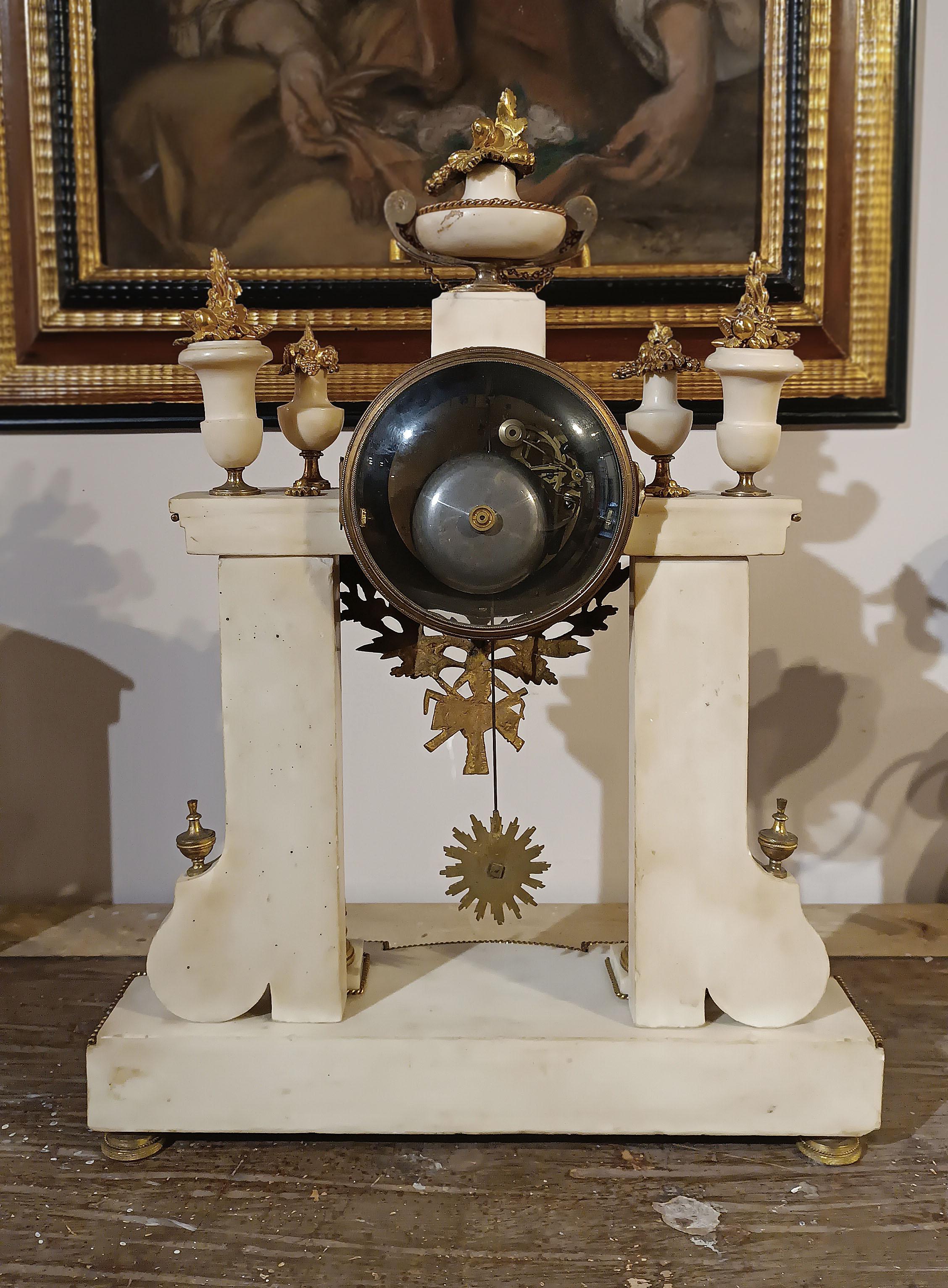 Italiano OROLOGIO A TEMPIO DIRETTO DEL TARDO 18° secolo in vendita