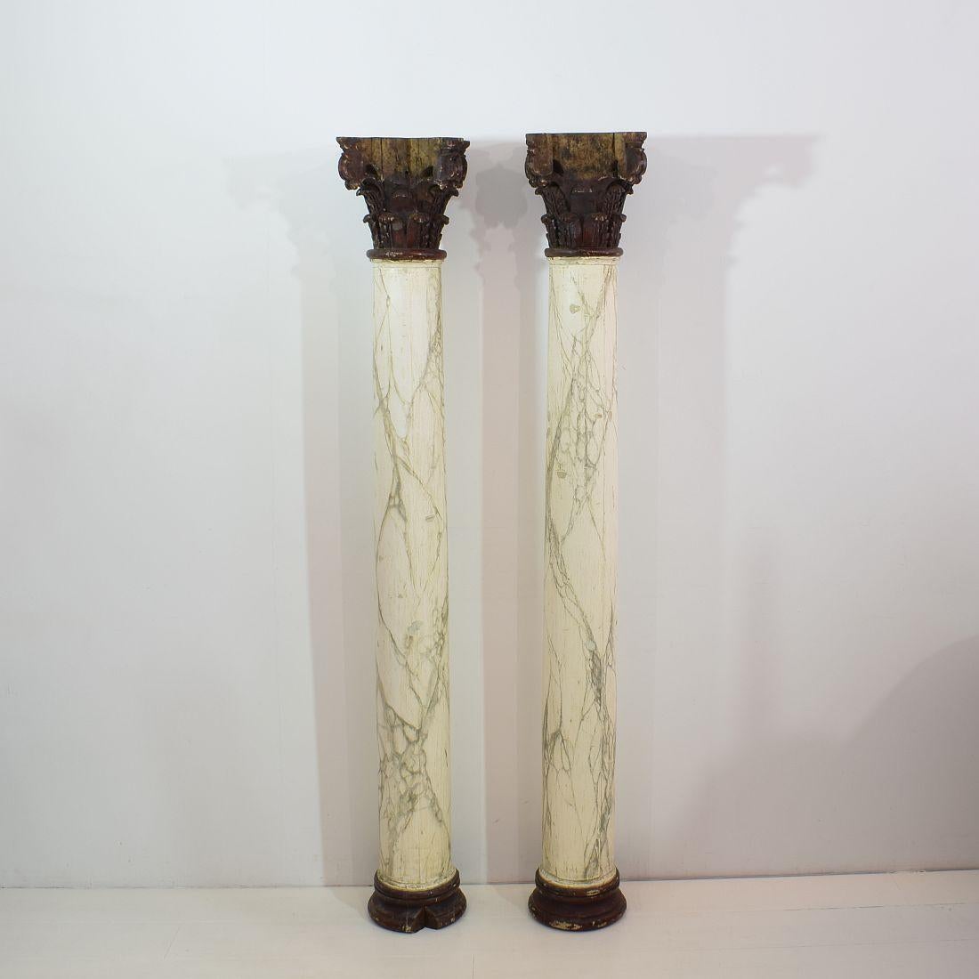 Late 18th Century Large Italian Corinthian Painted Columns In Good Condition In Buisson, FR