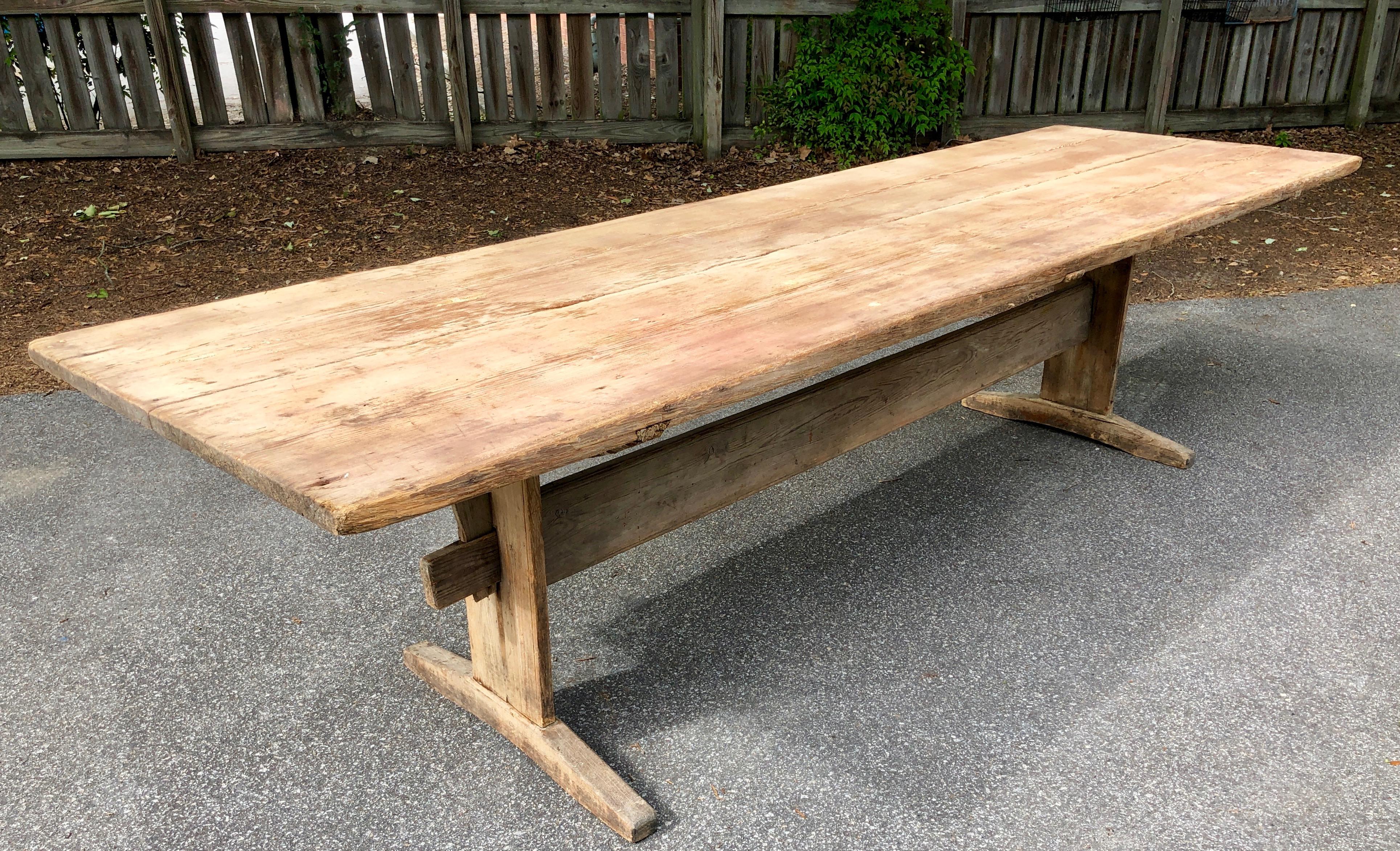 Large 18th century Swedish trestle table in style in “Allmogestil,