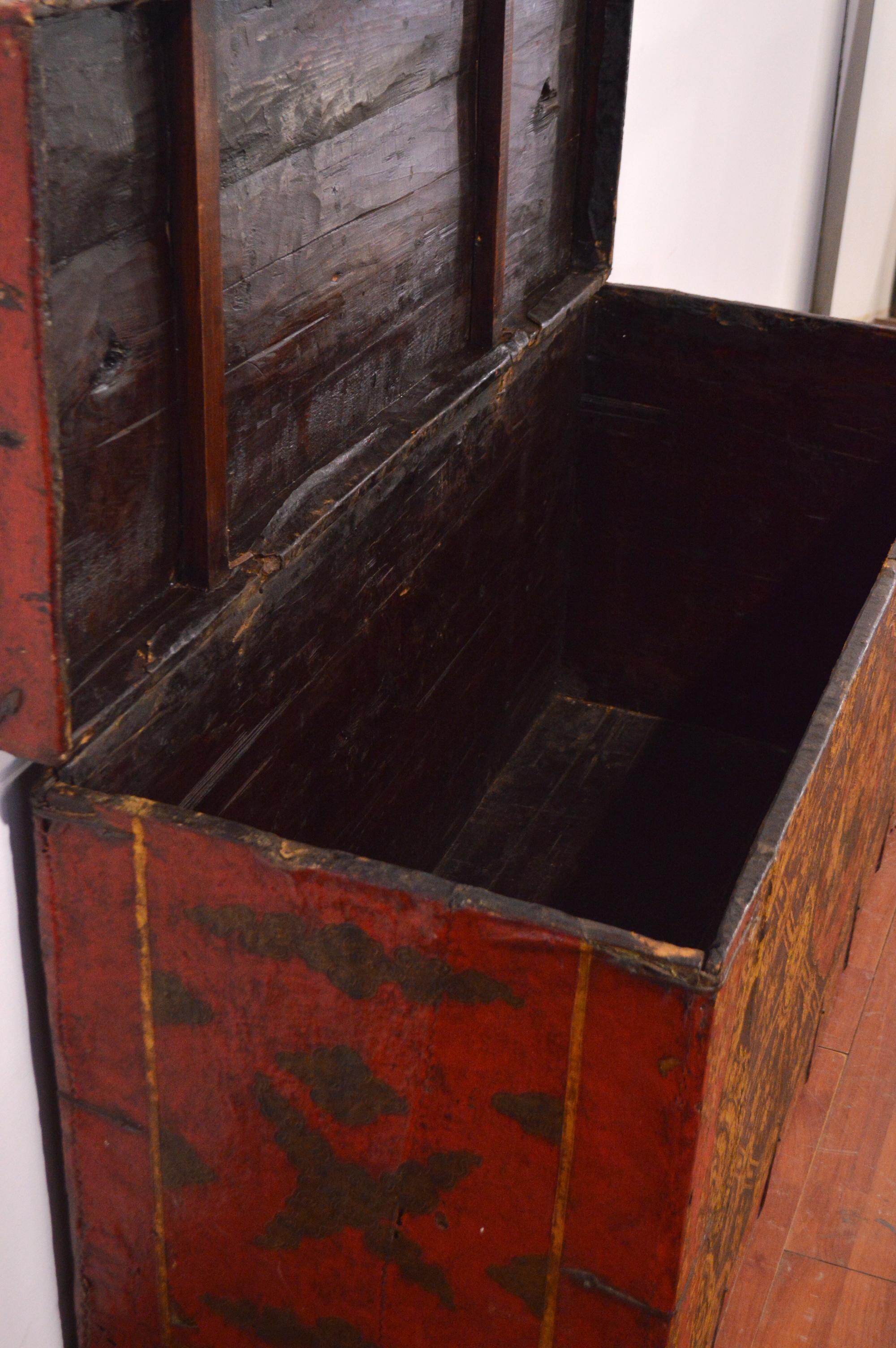 Late 18th Century Leather and Metal Tibetan Trunk For Sale 9