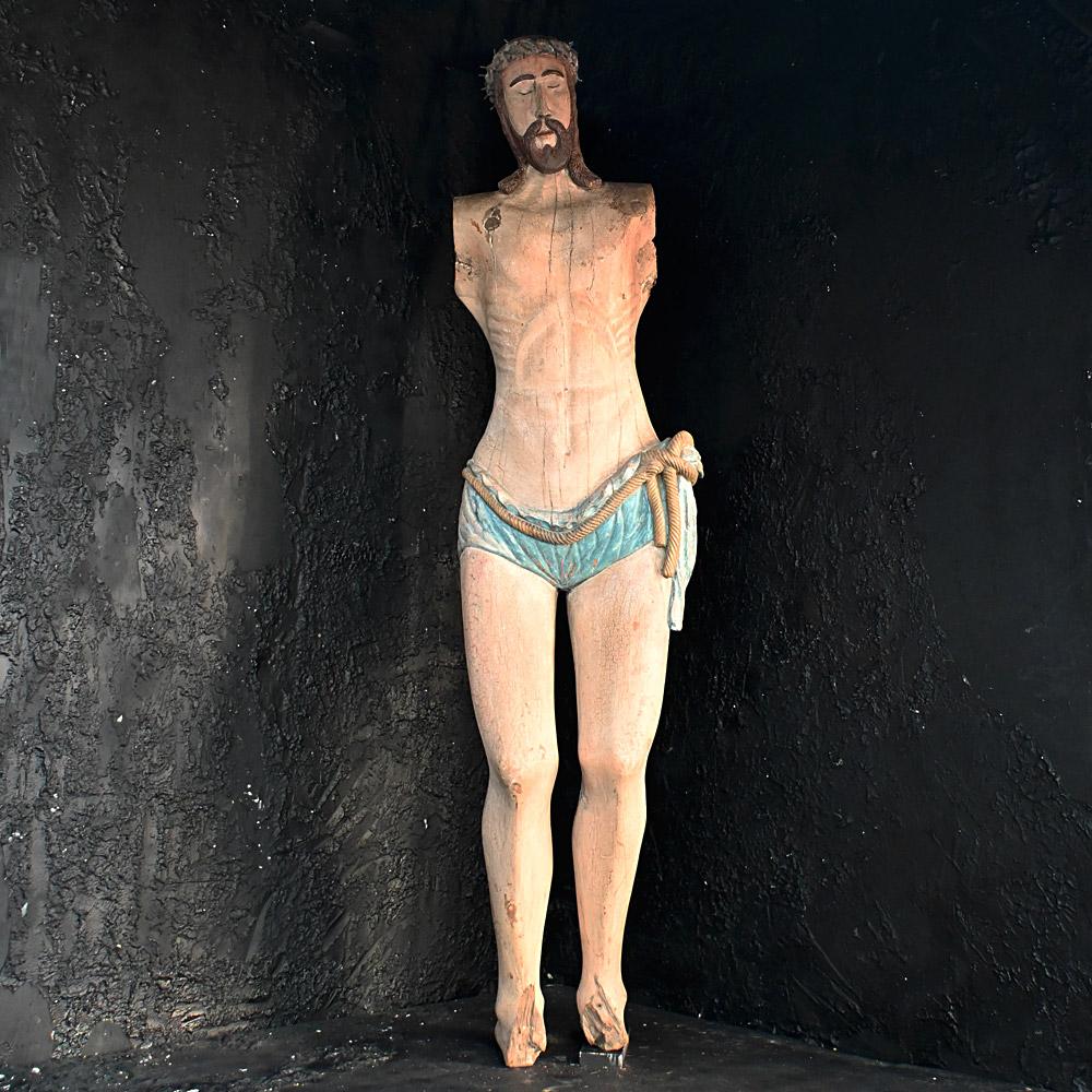 Lebensgroße handgeschnitzte Christusfigur aus dem späten 18.    (Holz) im Angebot