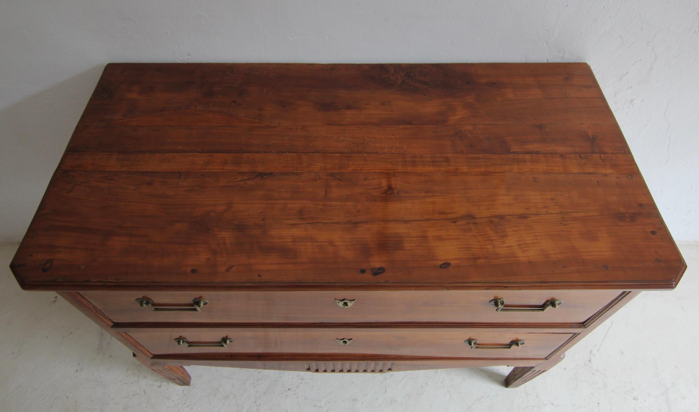 Late 18th Century Louis XVI Cherrywood Chest of Drawers For Sale 10