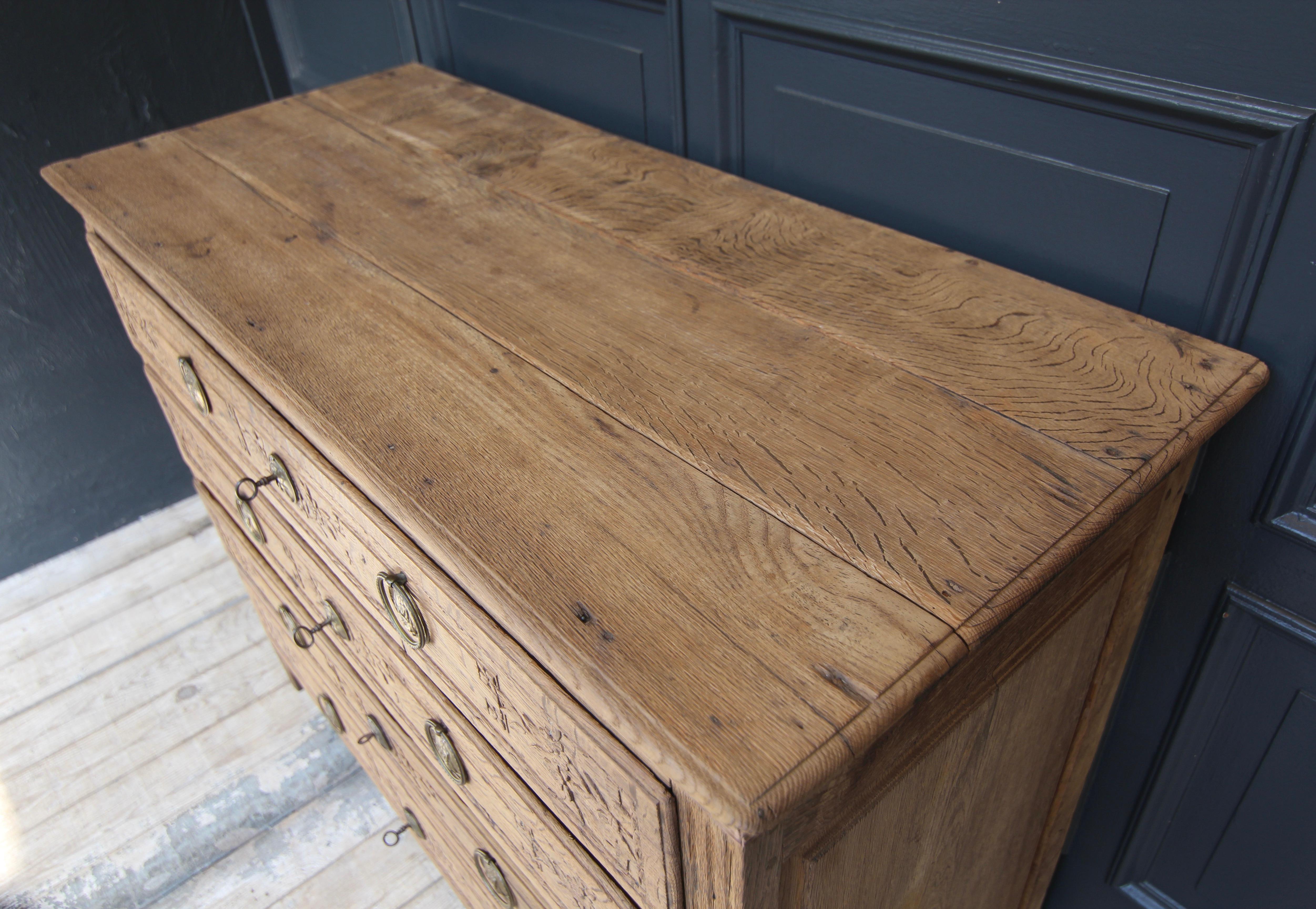 Cassettiera Luigi XVI della fine del XVIII secolo in Oak in vendita 6