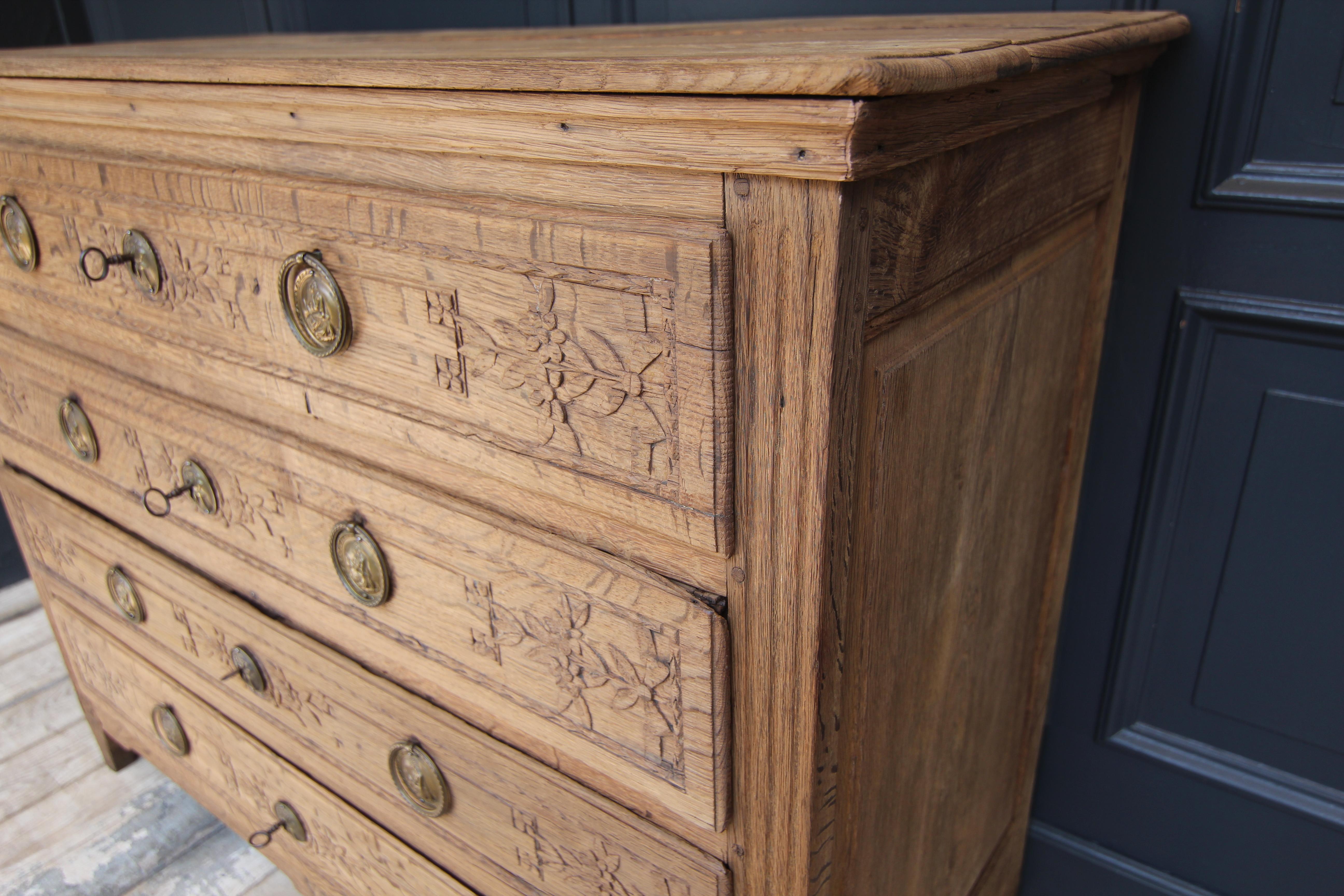 Cassettiera Luigi XVI della fine del XVIII secolo in Oak in vendita 11