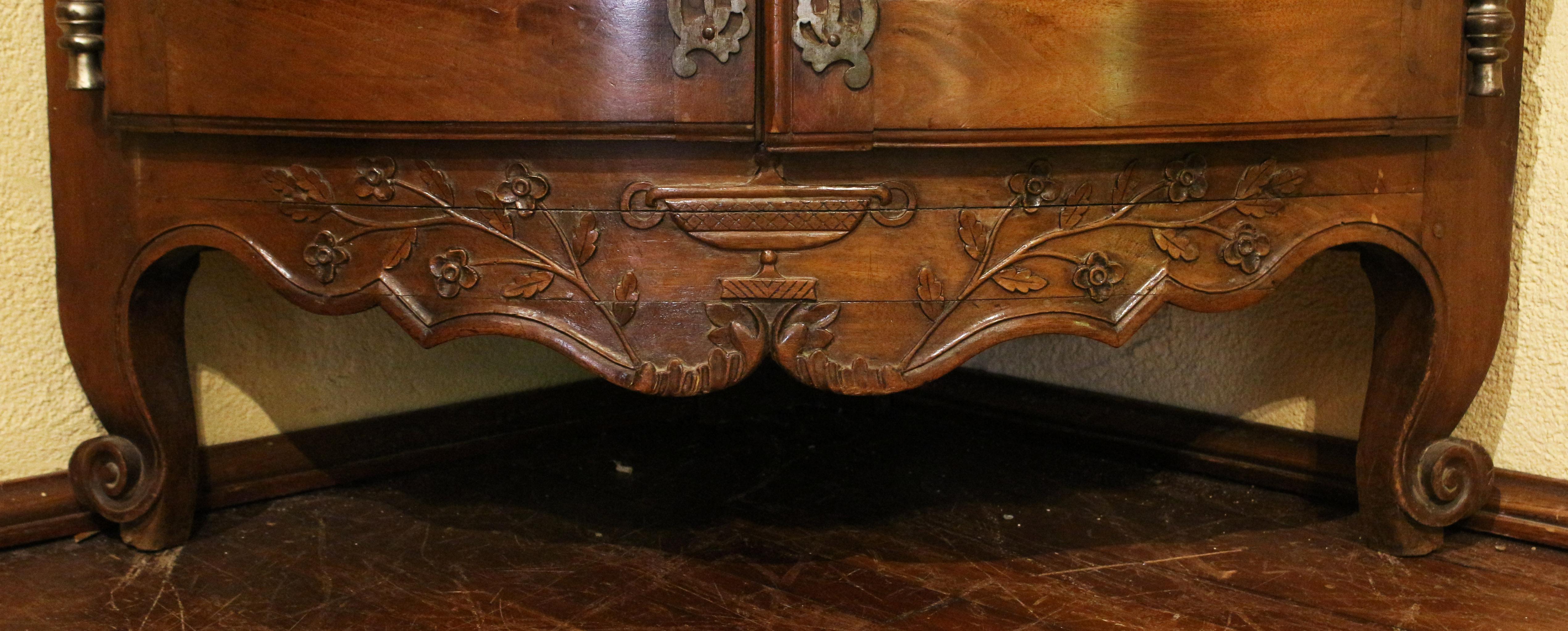 Late 18th Century Louis XVI Corner Cabinet 6