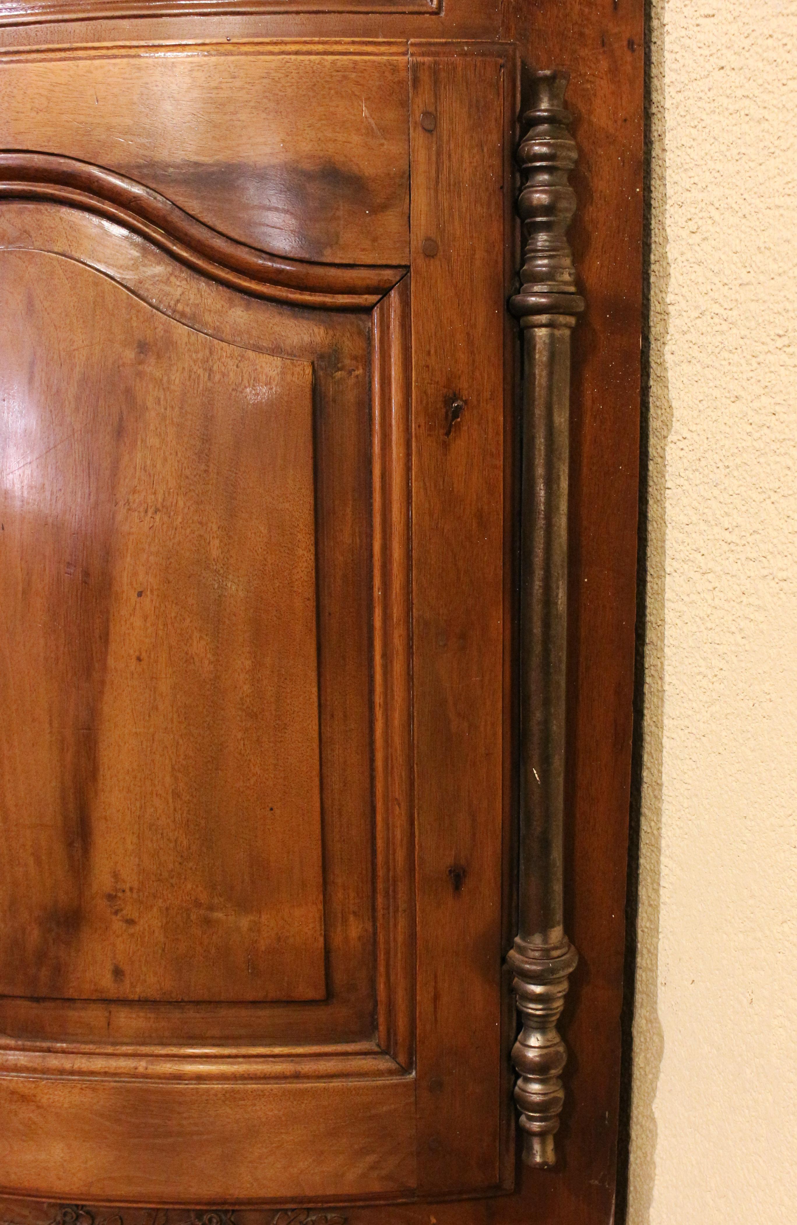 Late 18th Century Louis XVI Corner Cabinet 4