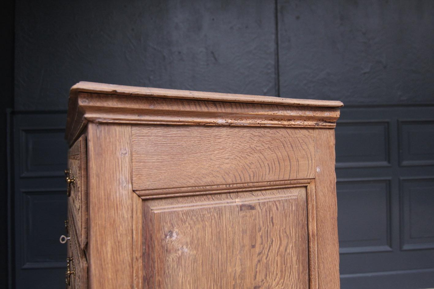 Late 18th Century Louis XVI Oak Chest of Drawers 12