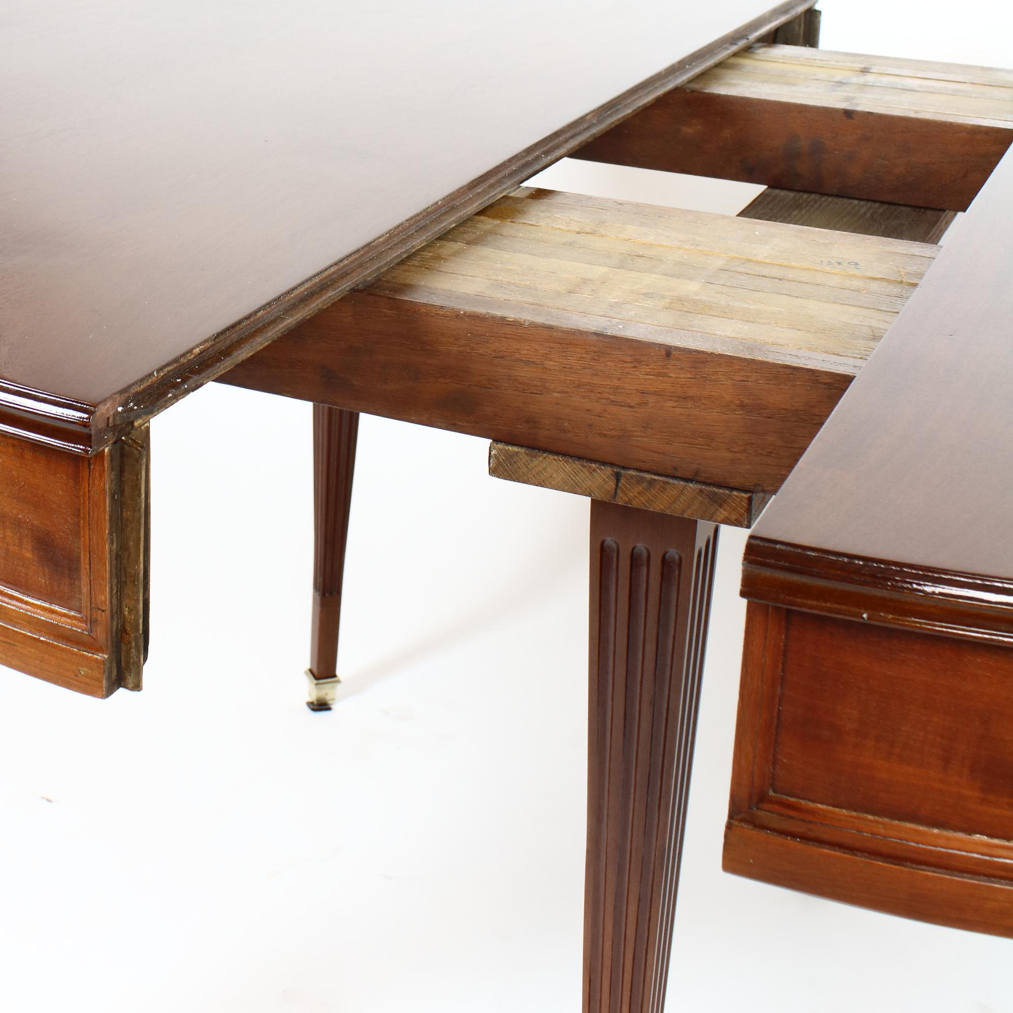 Late 18th Century Louis XVI Oval Extendable Dining Table For Sale at ...