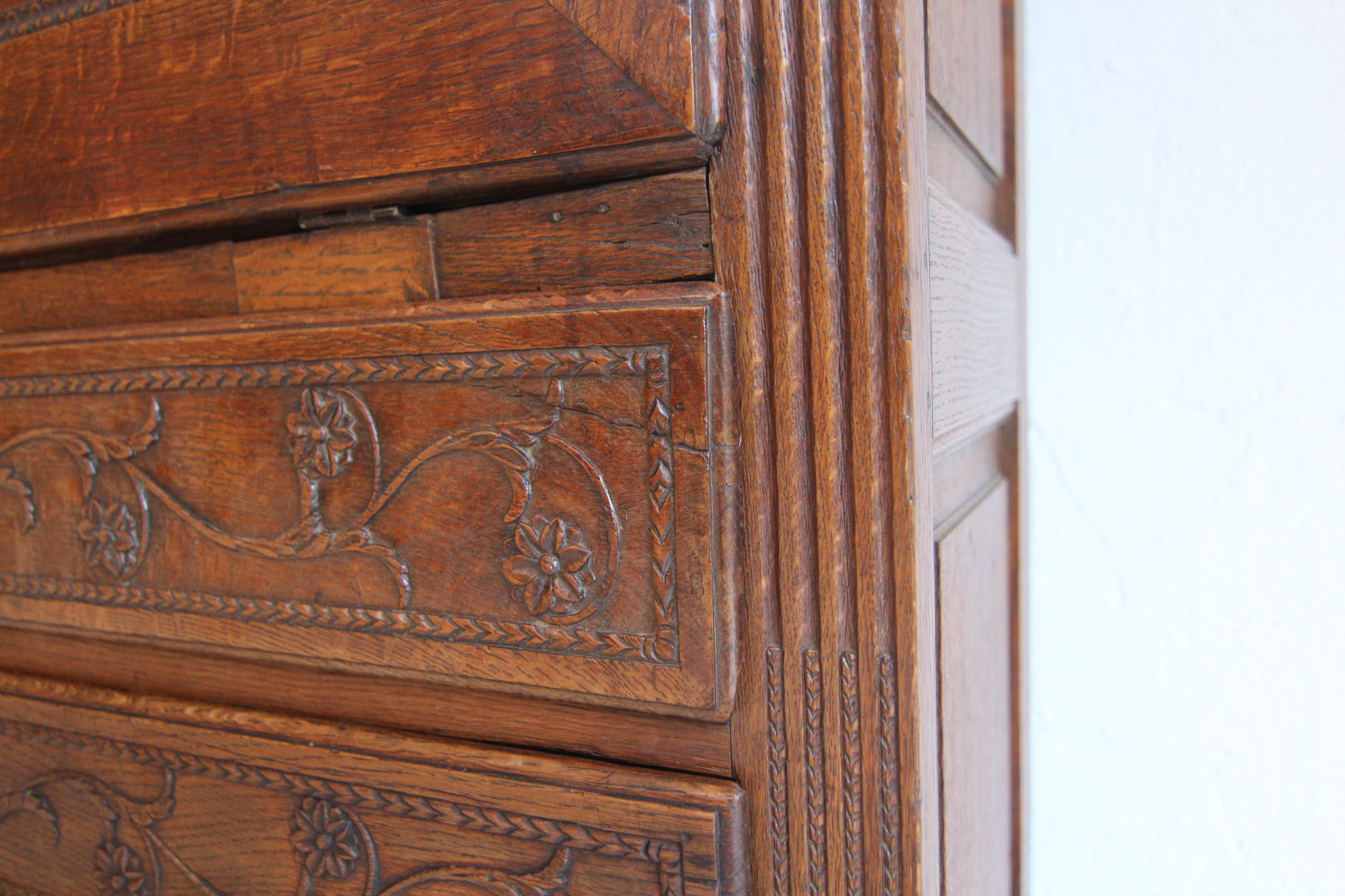 Secretario Luis XVI de finales del siglo XVIII de madera de roble en venta 10