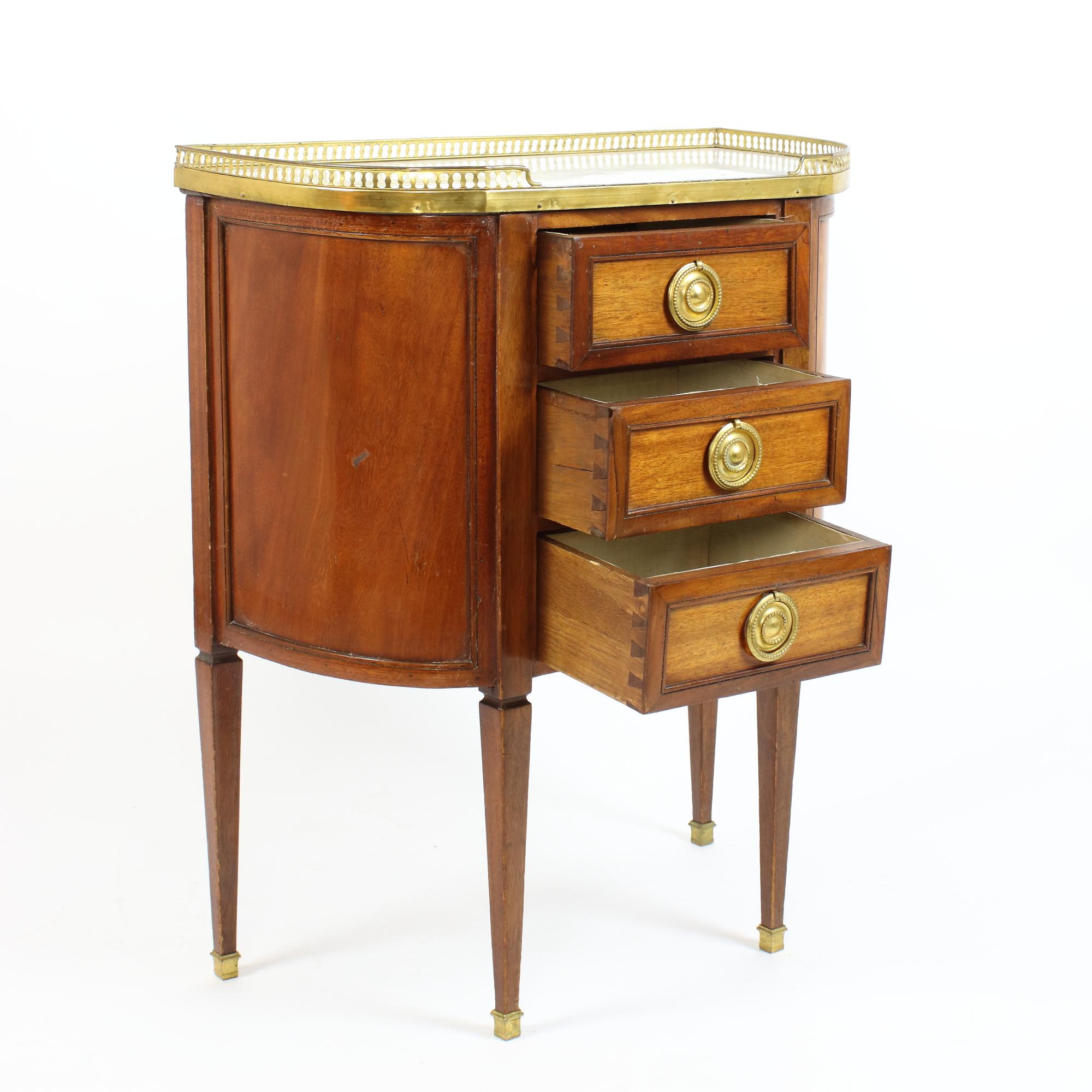 French Late 18th Century Louis XVI Walnut Demilune Commode or Table Chiffonière For Sale