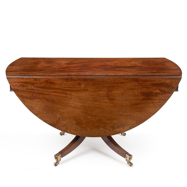 Late 18th Century Mahogany Folding Pedestal Dining Table For Sale at