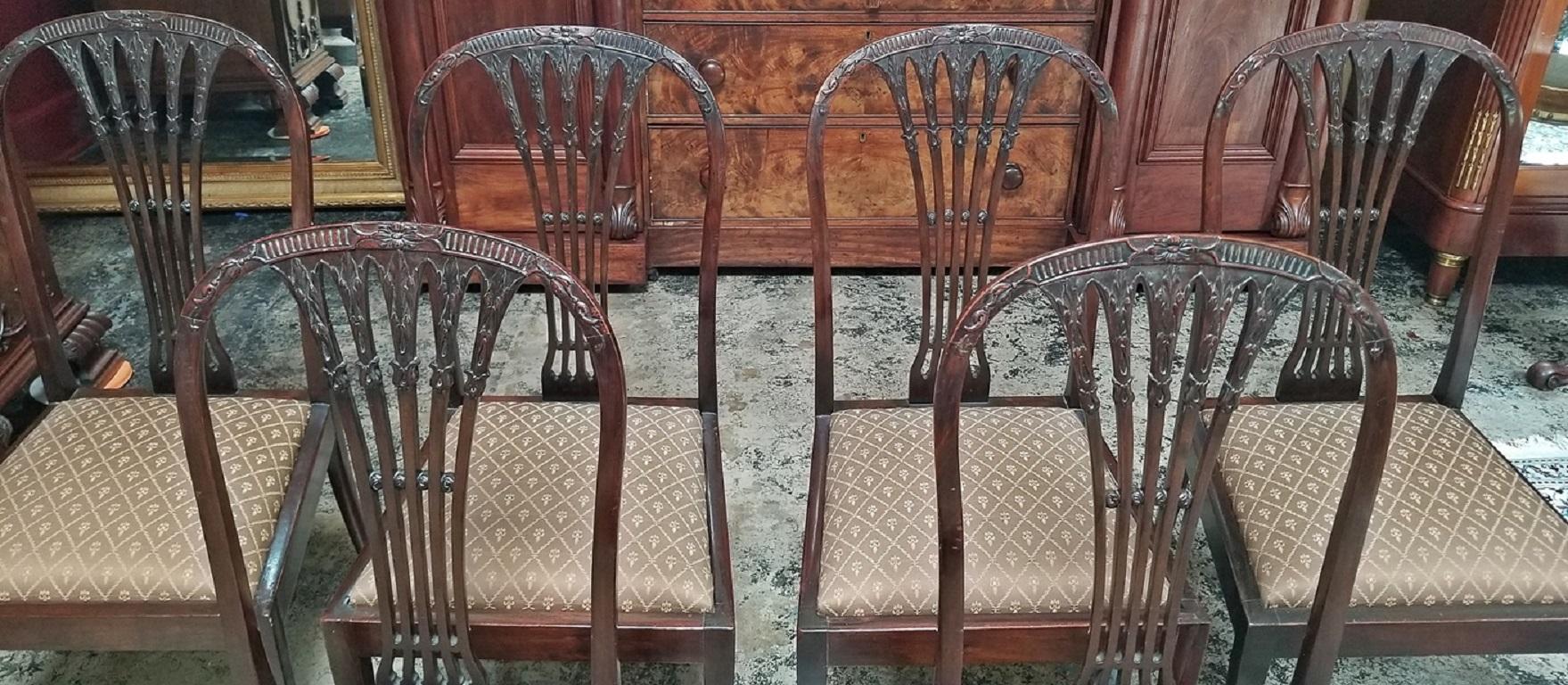 Hand-Crafted Late 18th Century Mahogany Hepplewhite Style Dining Chairs, Set of 8