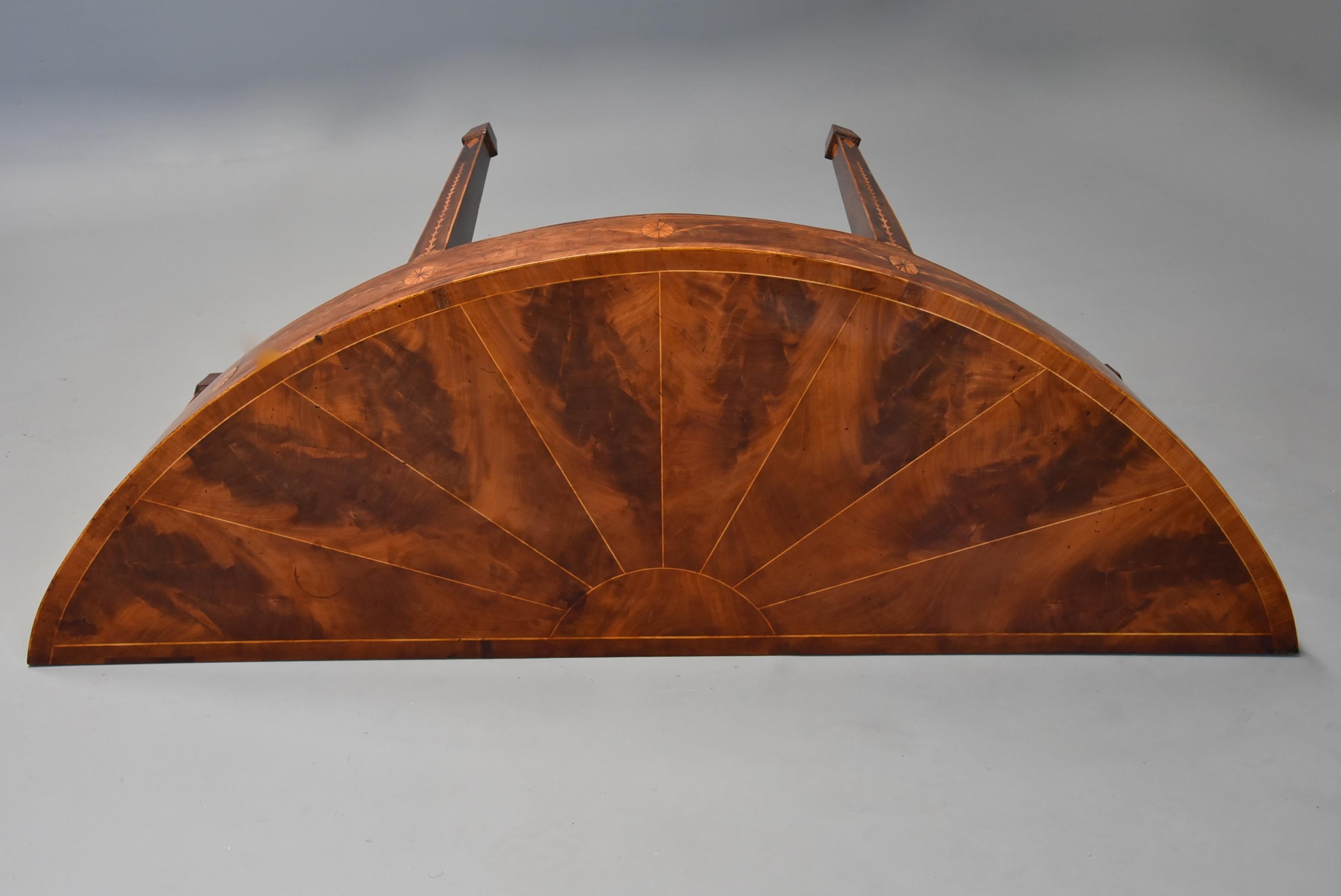 Late 18th Century Mahogany Side Table of Semi-Elliptical Form with Superb Patina For Sale 3