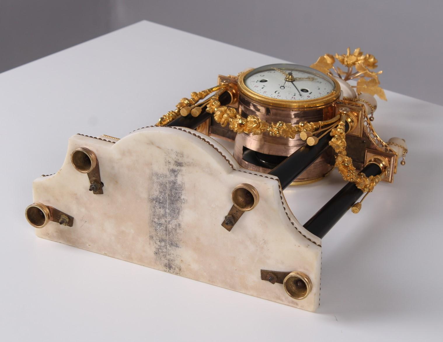 Late 18th Century Mantel Clock, Louis-XVI Pendule with Date and Seconds, á Paris 11
