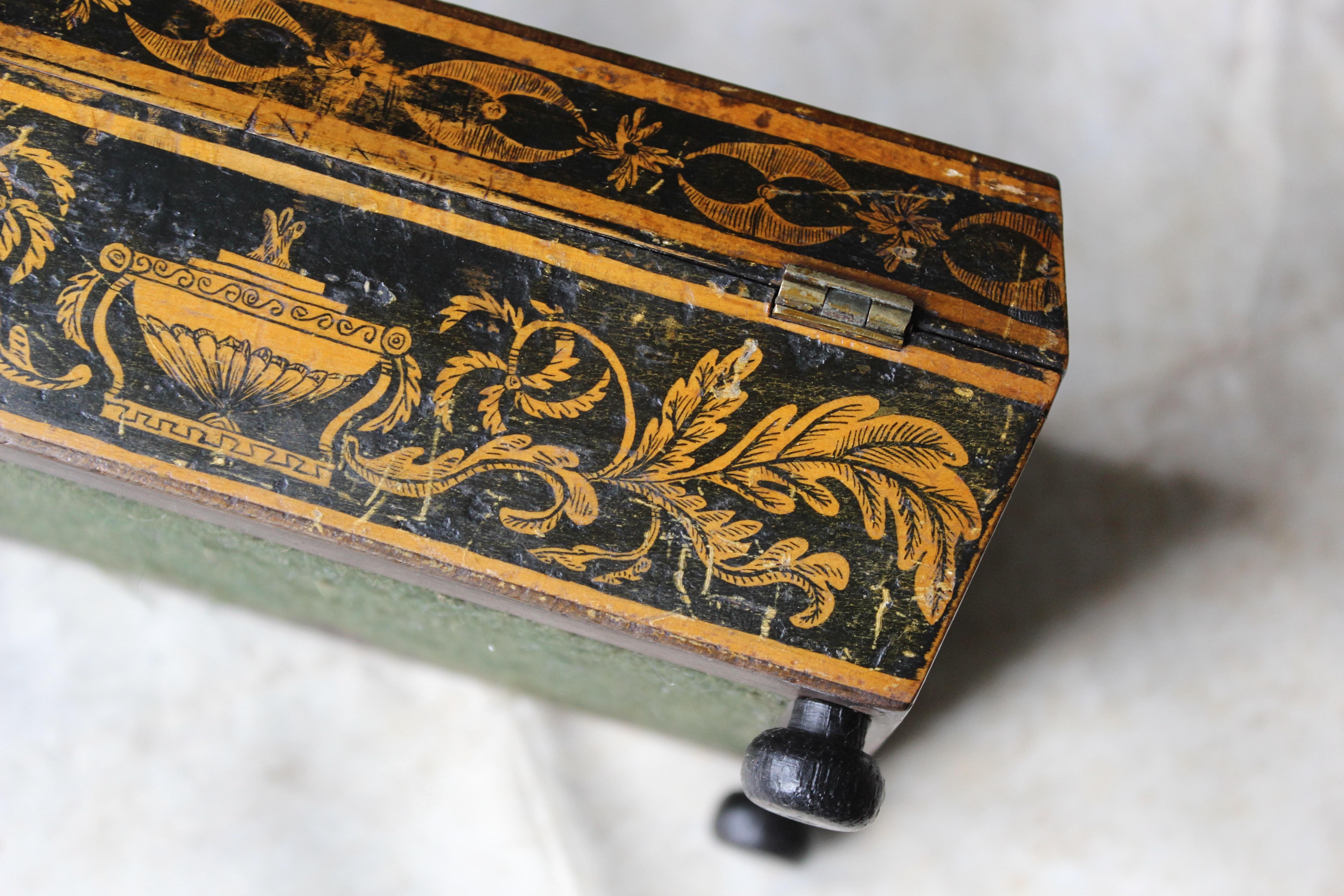 Late 18th Century Neoclassical George III Penwork Sarcophagus Jewellery Box  For Sale 9