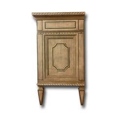 Late 18th Century Neoclassical Italian Credenza in Painted Poplar Wood