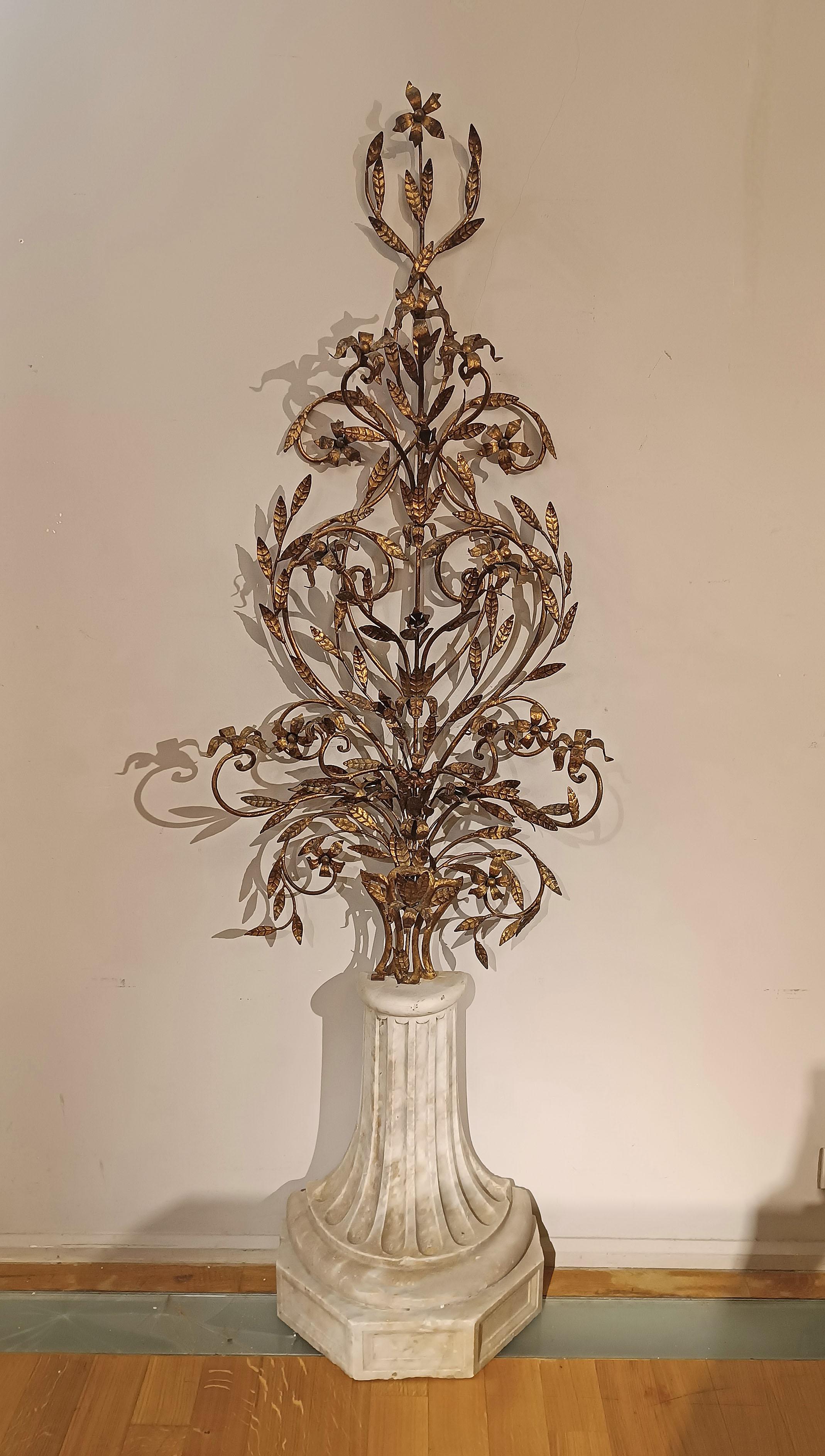 LATE 18th CENTURY NEOCLASSICAL ORNAMENTAL FRIEZE in vendita 2