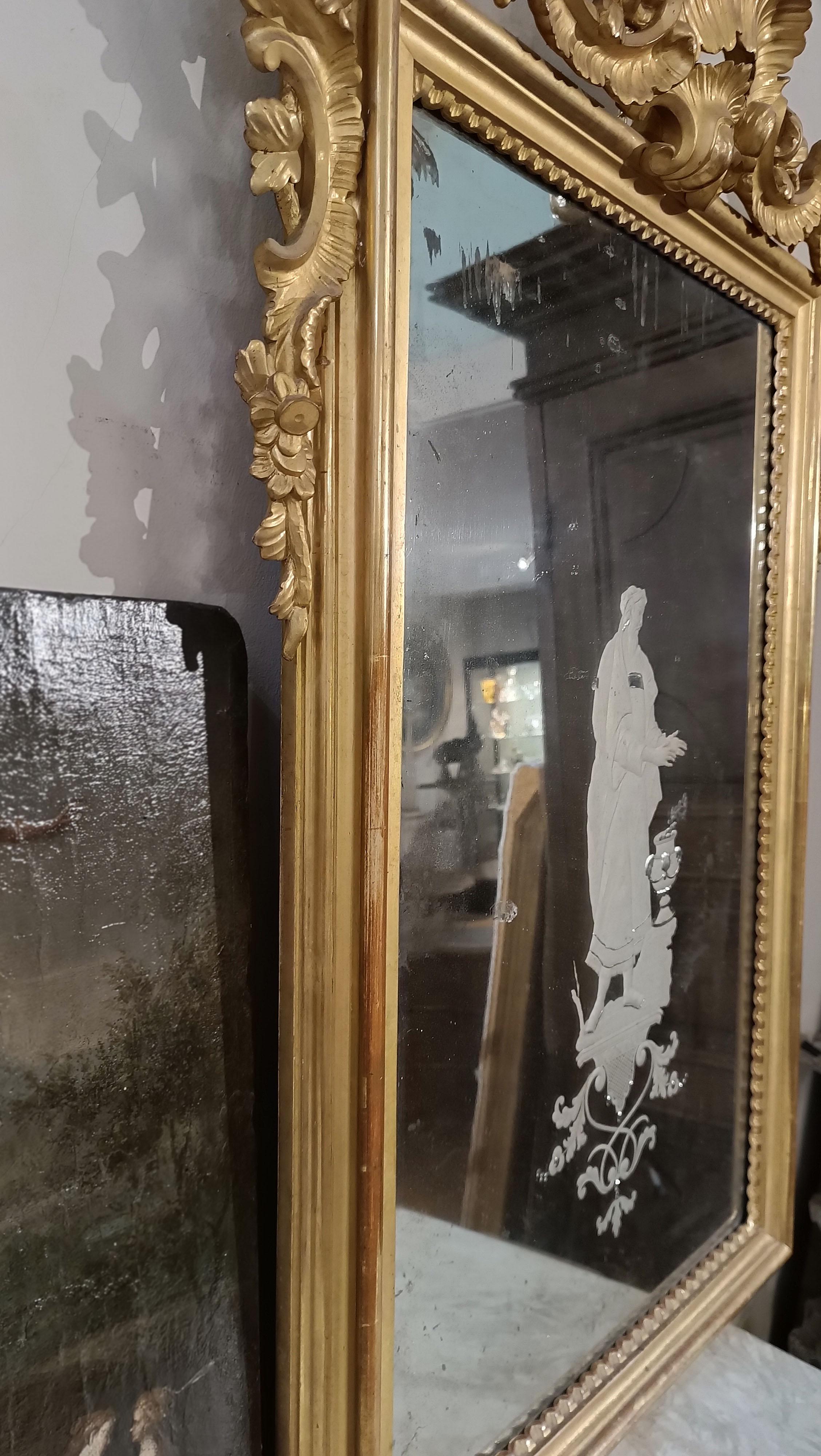 LATE 18th CENTURY NEOCLASSICAL PAIR OF MIRRORS WITH ENGRAVED GLASS in vendita 3
