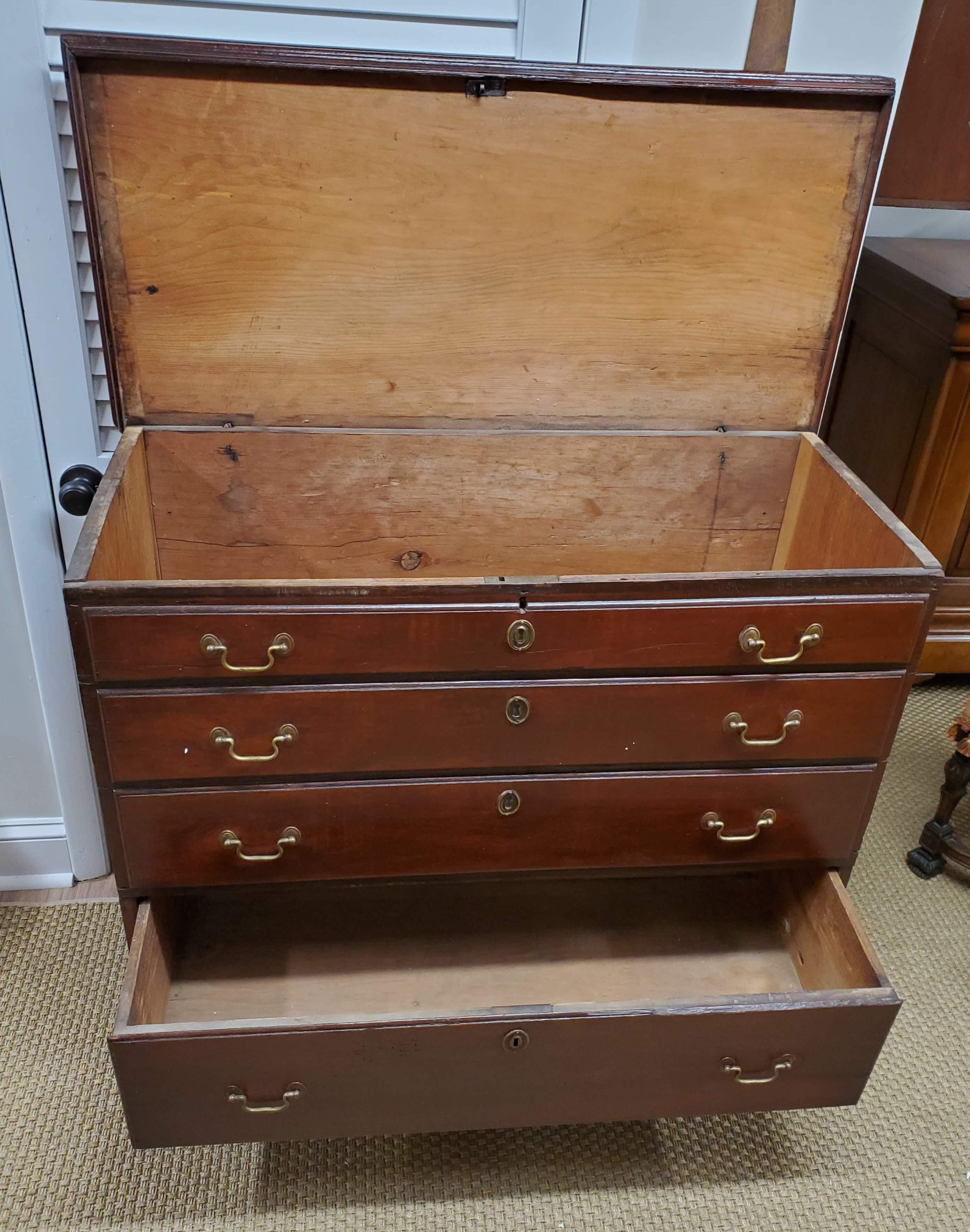 American Classical Late 18th Century New England Pine Blanket Chest with False Drawers For Sale