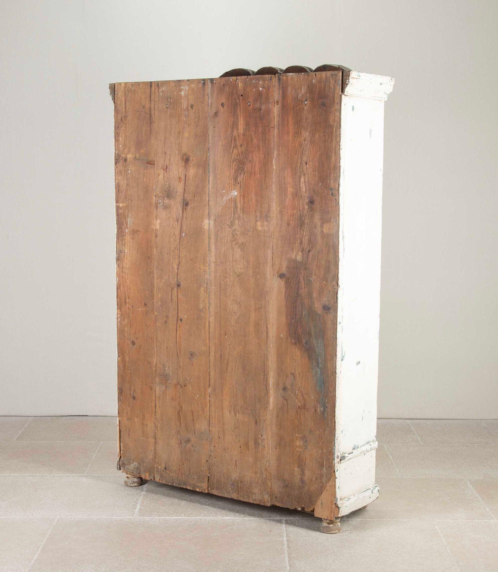 Armario pintado del Tirol del Norte de finales del siglo XVIII Austríaco en venta