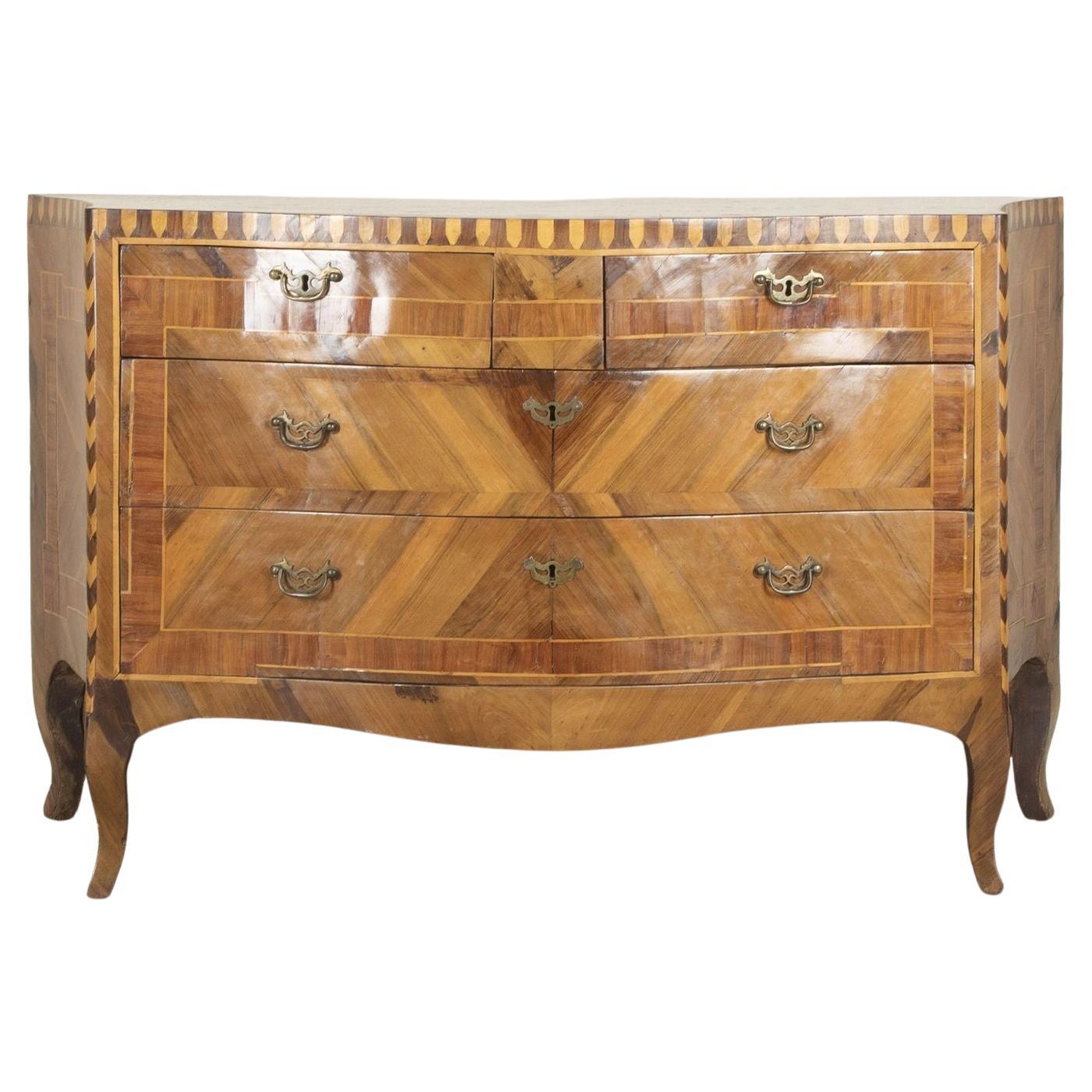Late 18th Century Northern Italian Serpentine Commode Chest For Sale