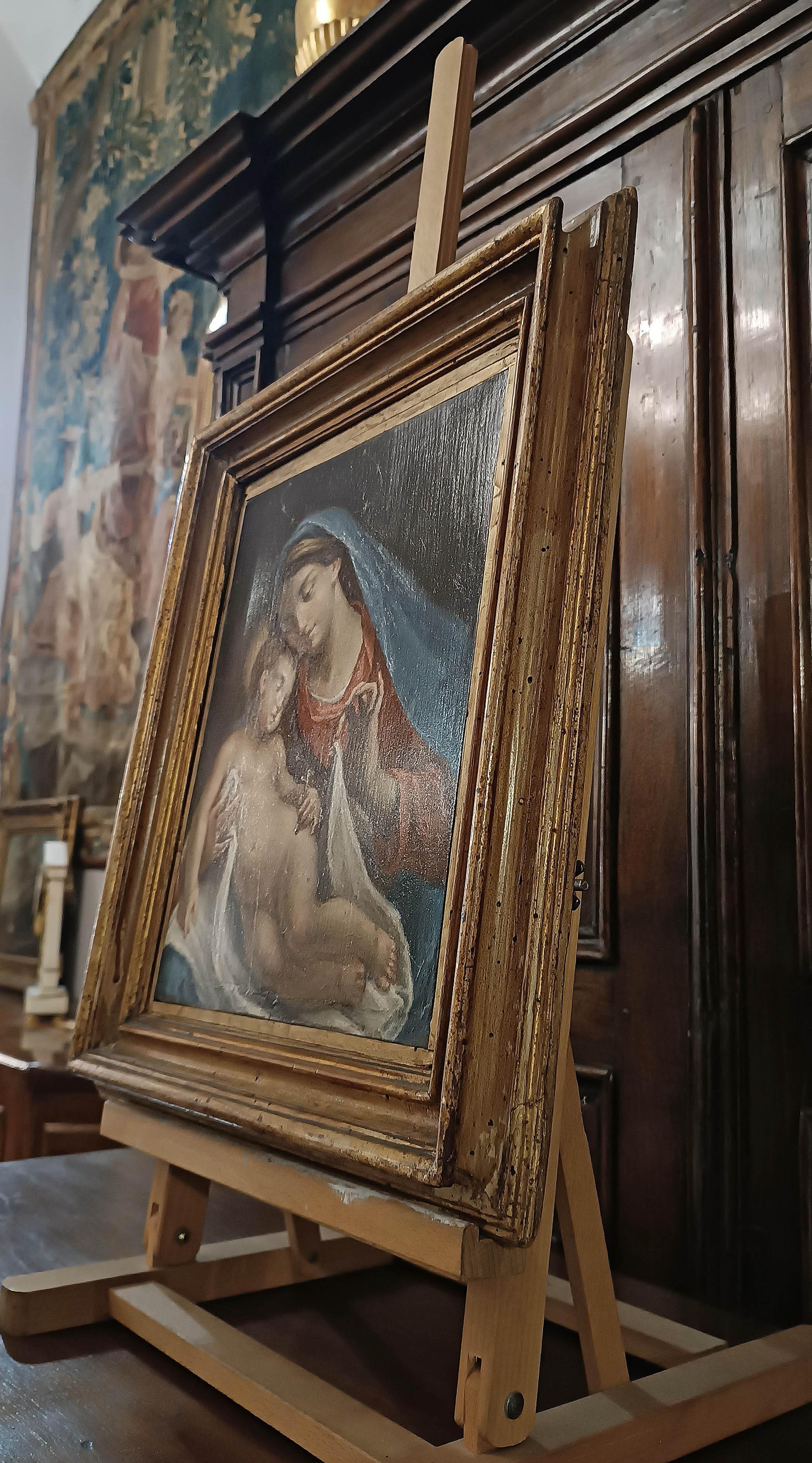 SPÄTERES 18. JAHRHUNDERT GEMÄLDE VON MADONNA UND KIND (Holz) im Angebot