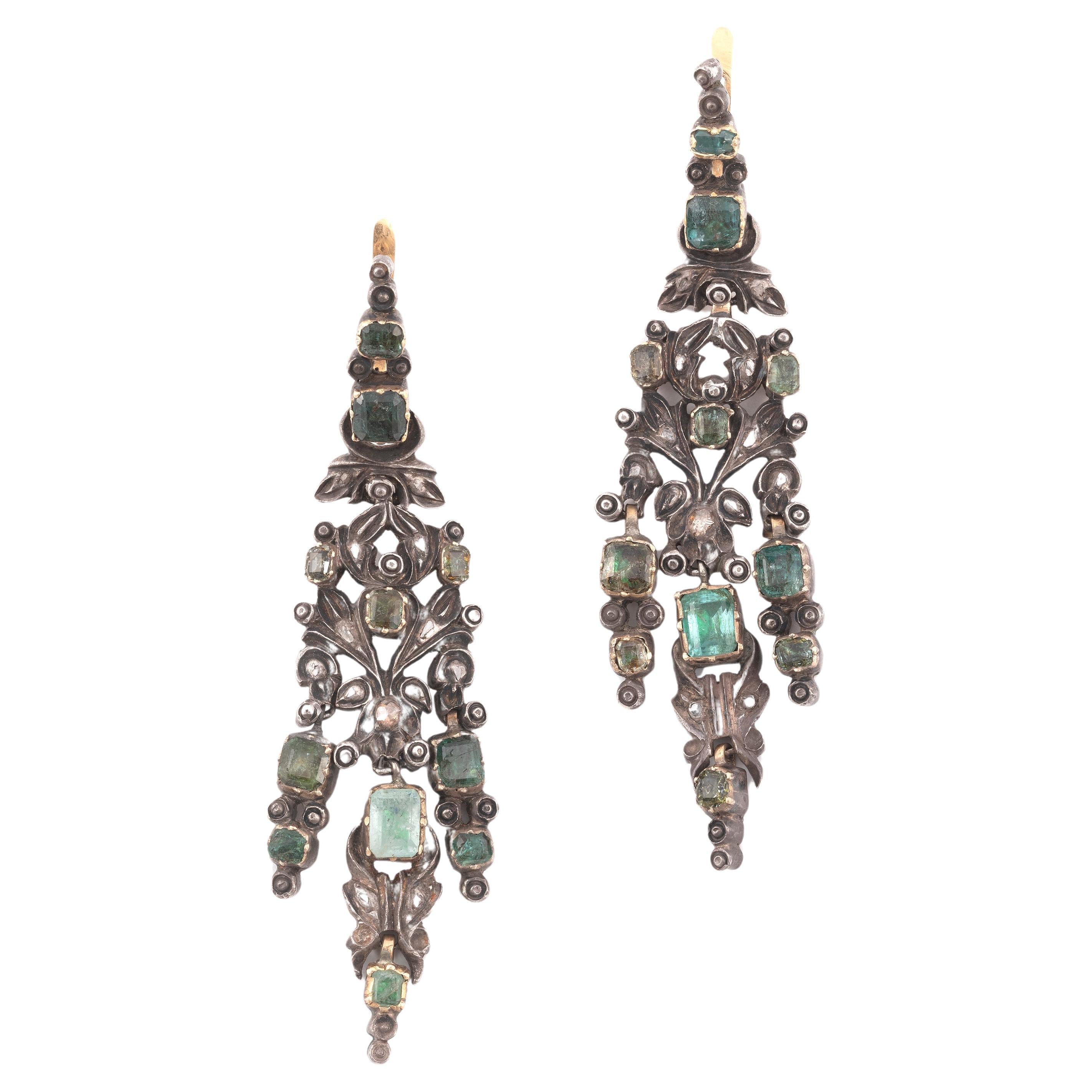 Late 18th Century Pair Of Emerald And Diamond Pendent Earrings Probably Iberian For Sale