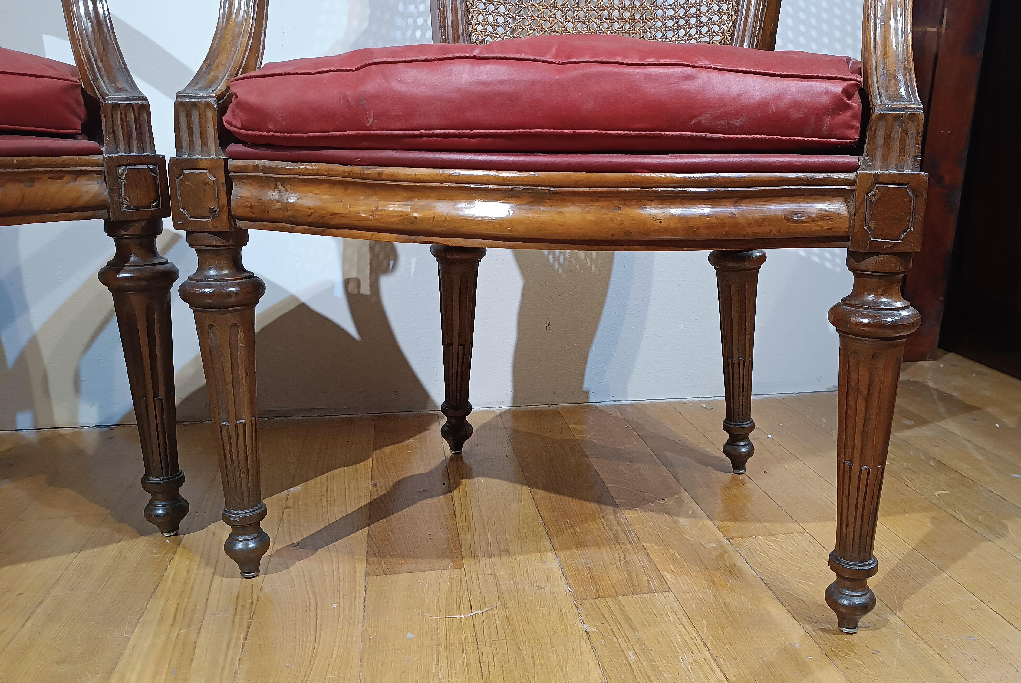 LATE 18th CENTURY PAIR OF NEOCLASSICAL ARMCHAIRS In Good Condition For Sale In Firenze, FI