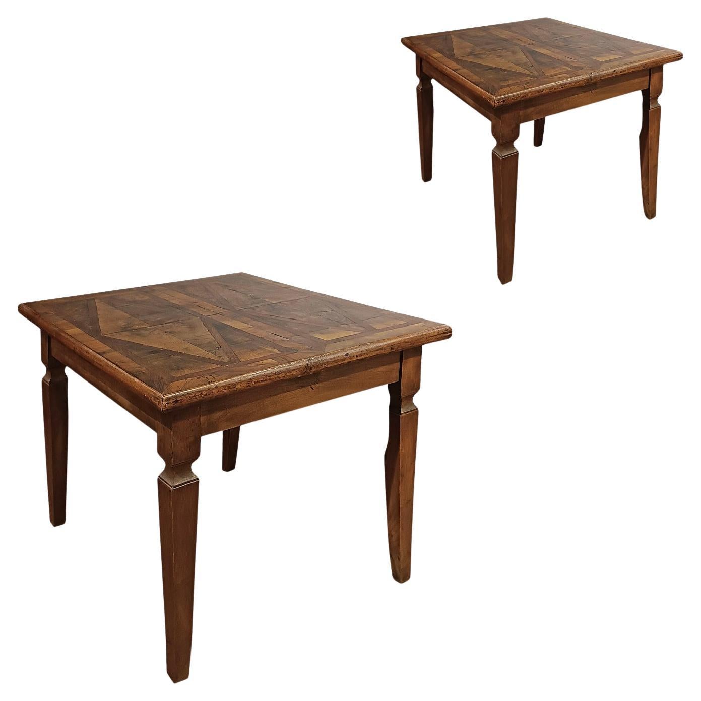 LATE 18th CENTURY PAIR OF NEOCLASSICAL COFFEE TABLES en vente