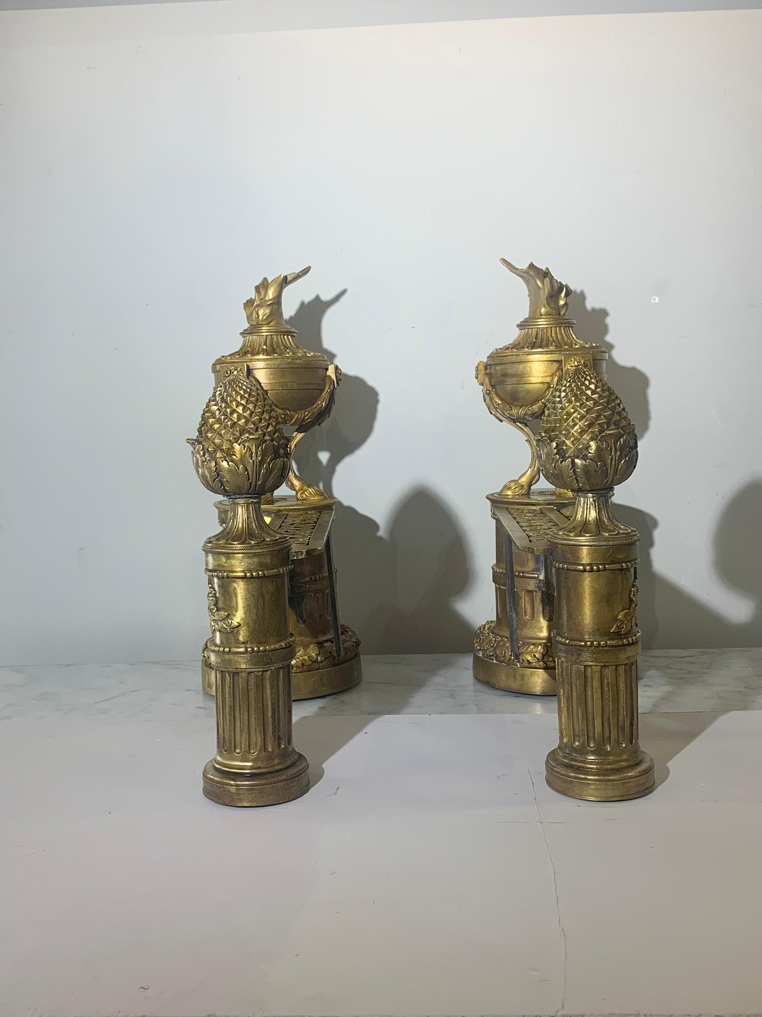 LATE 18th CENTURY PAIR OF NEOCLASSICAL GILDED BRONZE ANDIRONS For Sale 12