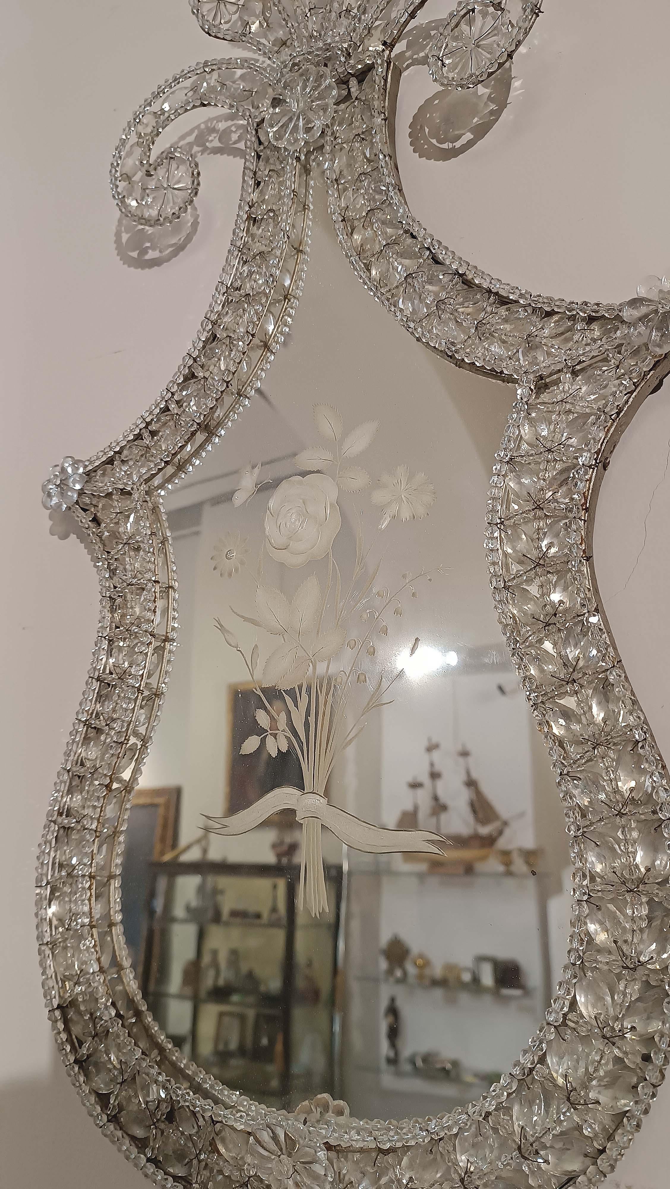 Fatto a mano LATE 18th CENTURY PAIR OF NEOCLASSICAL MIRRORS WITH CRYSTALS in vendita
