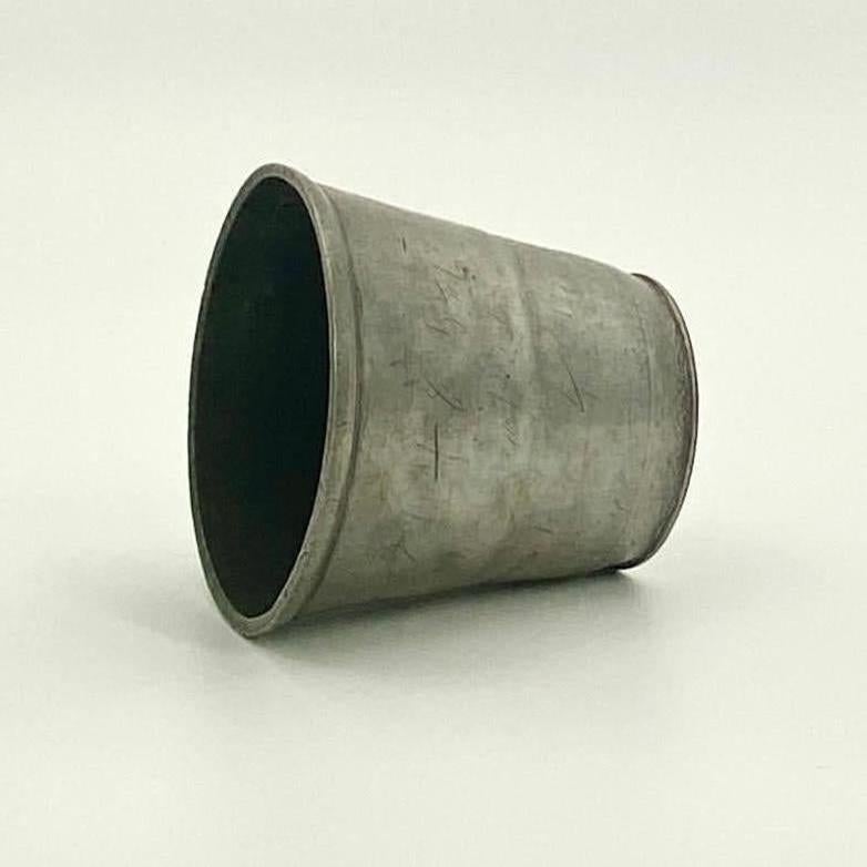 Bicchiere o tazza da vino in peltro della fine del XVIII secolo, Danimarca in vendita 1