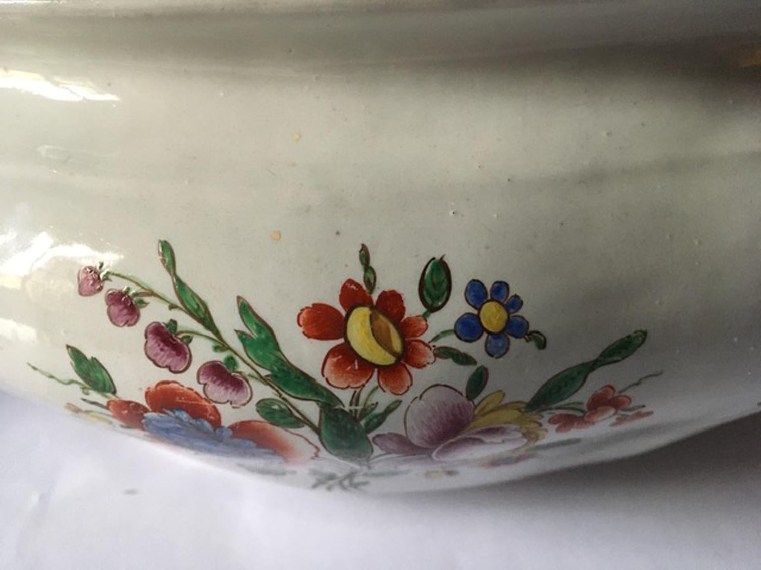 Italy Late 18th Century Porcelain Richard Ginori Doccia Soup Bowl For Sale 14