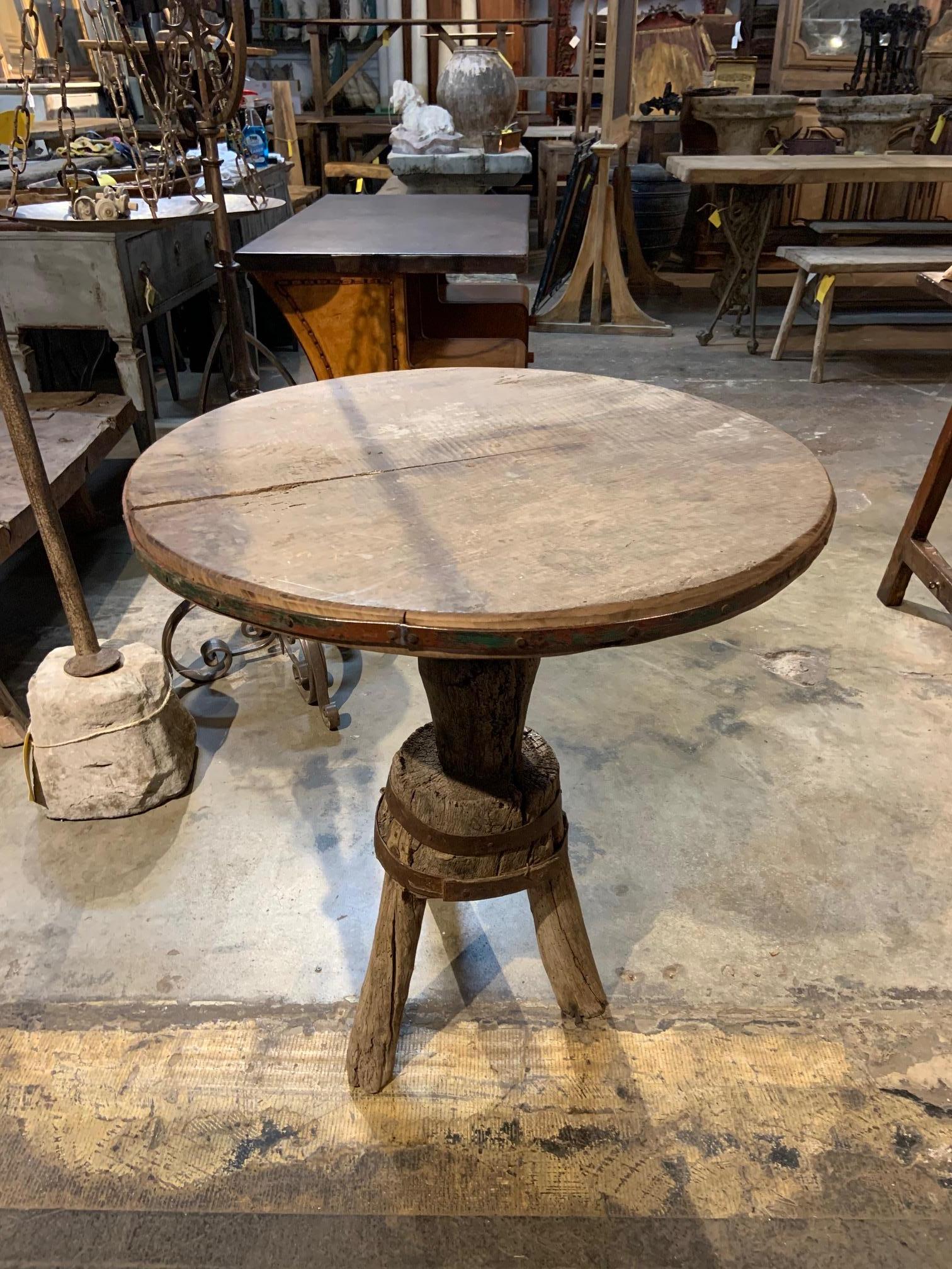 A very attractive late 18th century primitive gueridon from the Catalan region of Spain. Wonderful patina. A terrific side table for any rustic environment.