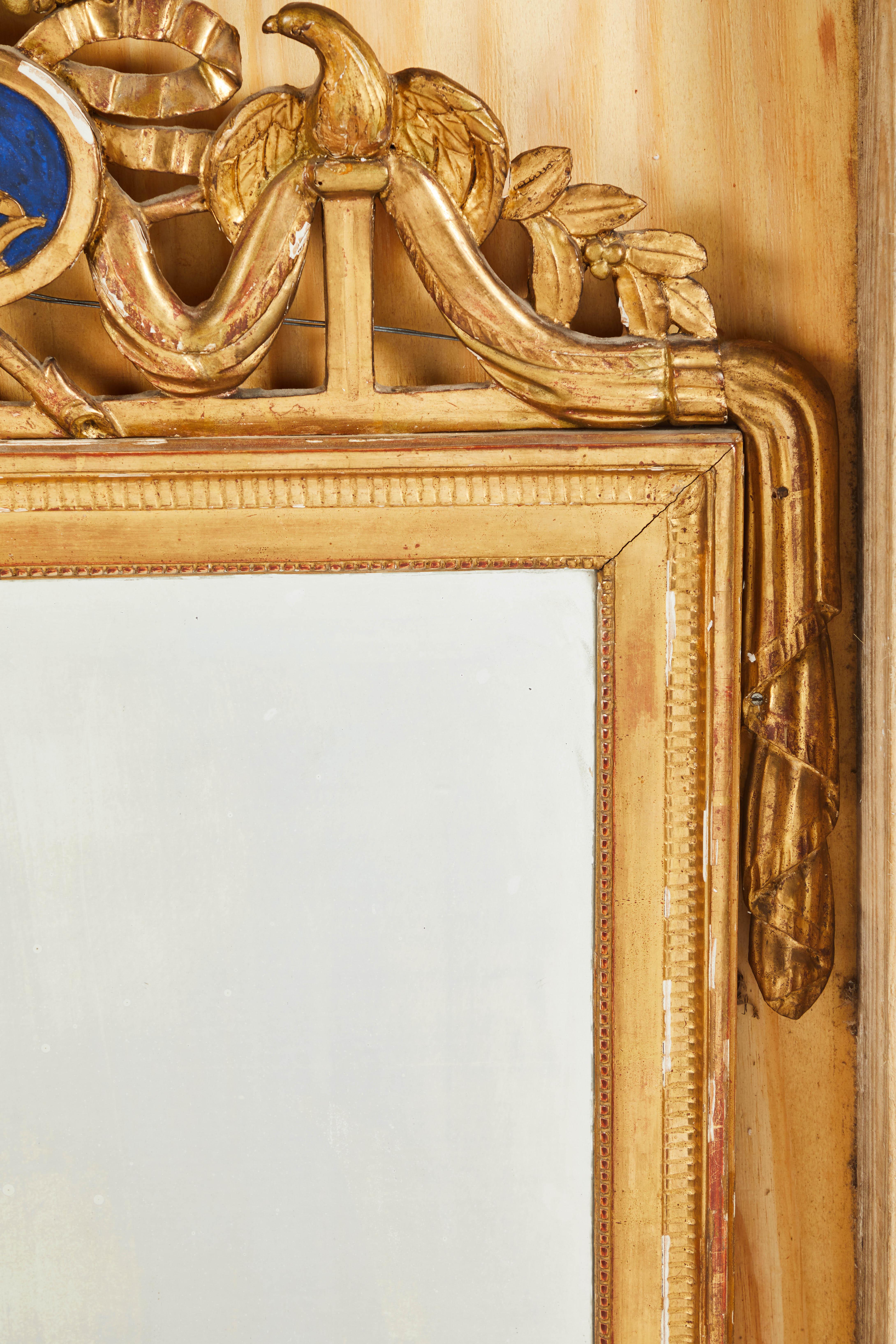 Late 18th Century Provincial Giltwood Mirror In Good Condition For Sale In Los Angeles, CA