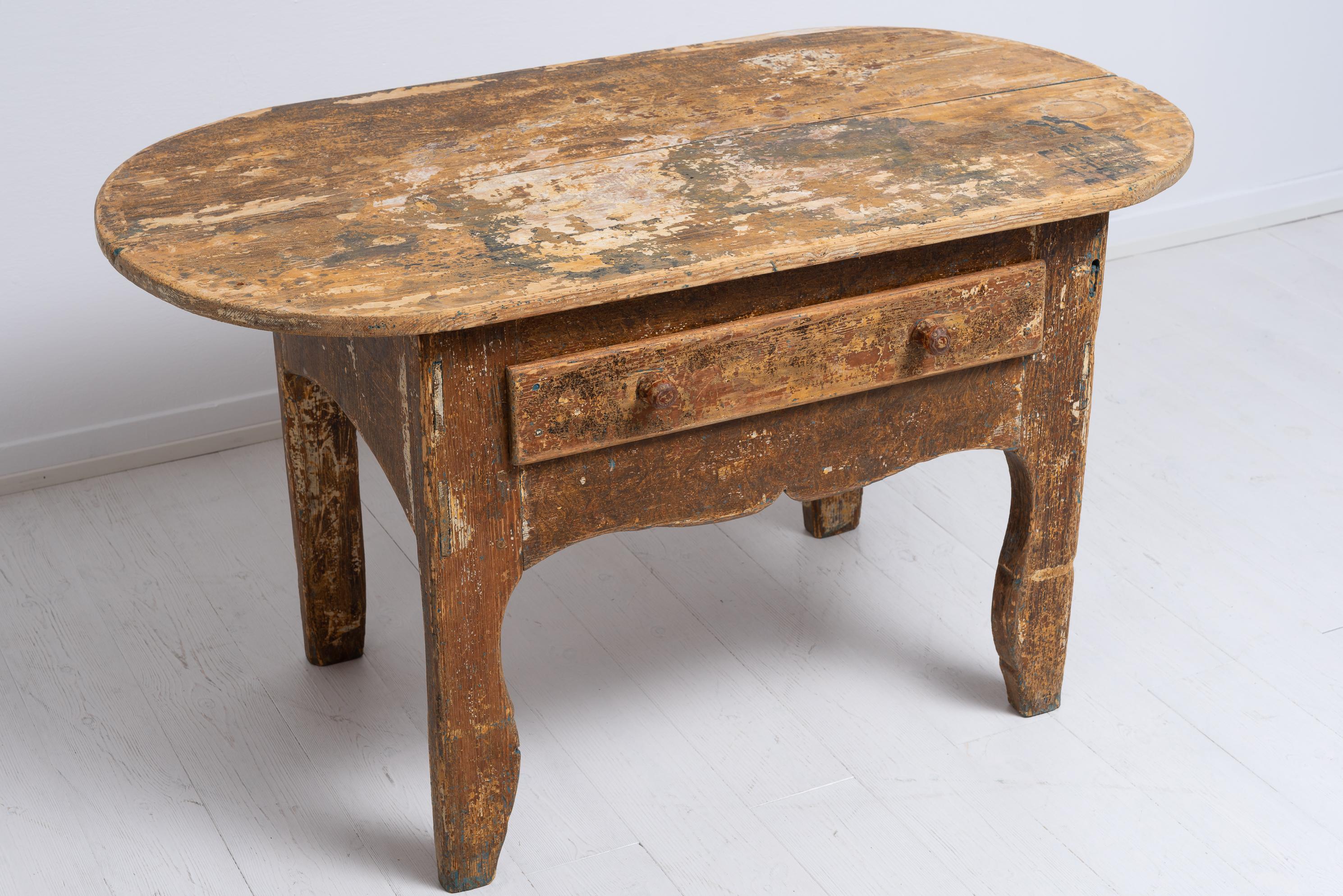 Rare table basse rococo suédoise d'art populaire suédois de la fin du 18ème siècle en vente 5