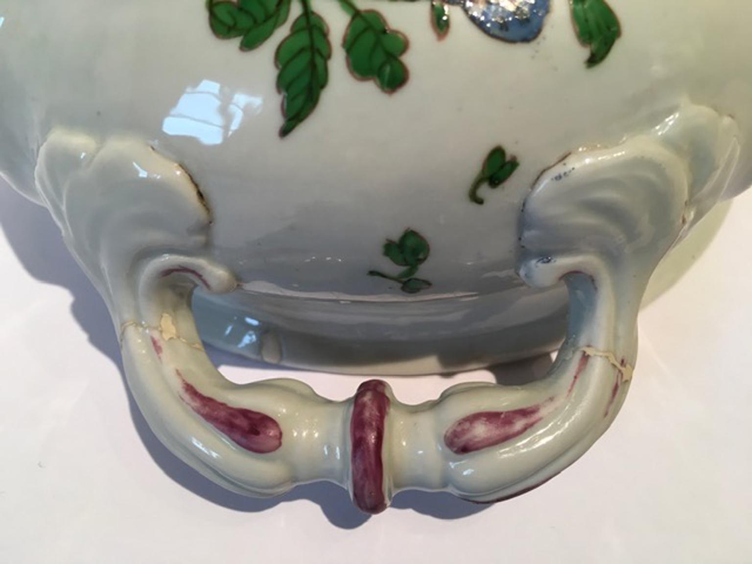 Soupière en porcelaine de Richard Ginori de la fin du 18e siècle avec décor floral en vente 4