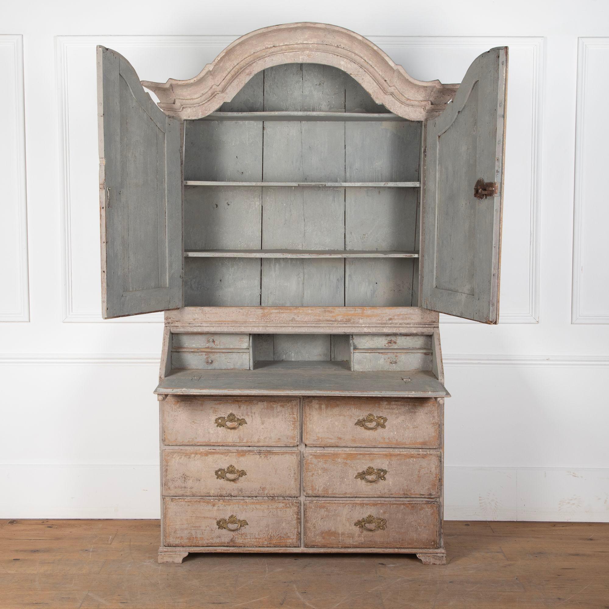 Late 18th Century Rococo Cupboard In Good Condition For Sale In Gloucestershire, GB