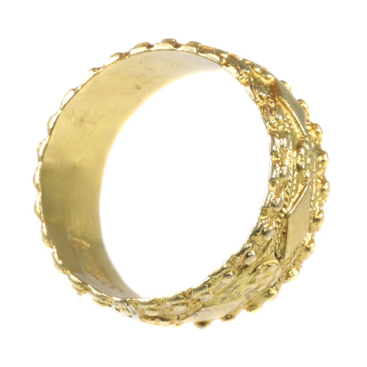 Women's or Men's Late 18th Century Rococo Dutch Gold Ring with Amsterdam Hallmarks, 1780s For Sale