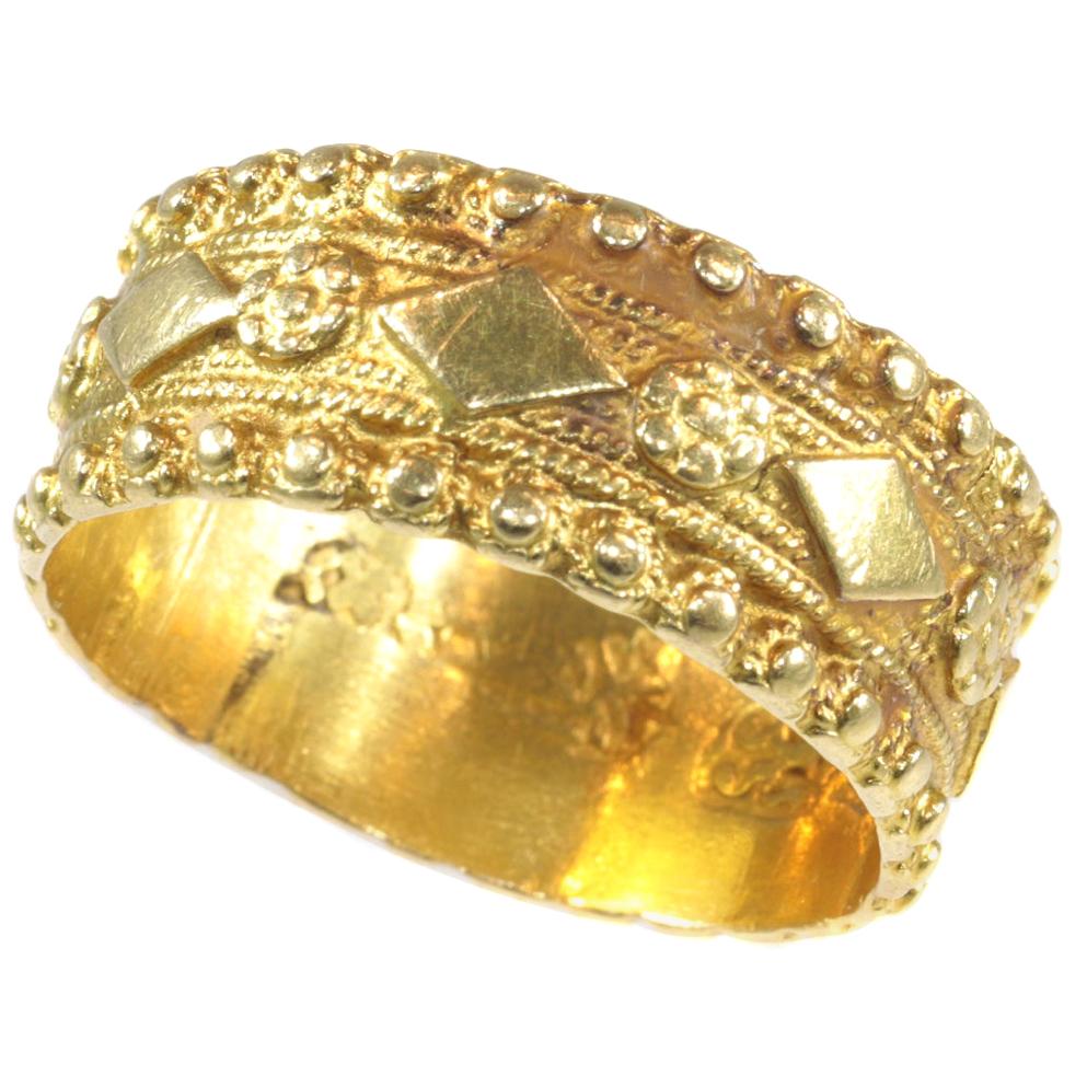 Late 18th Century Rococo Dutch Gold Ring with Amsterdam Hallmarks, 1780s For Sale