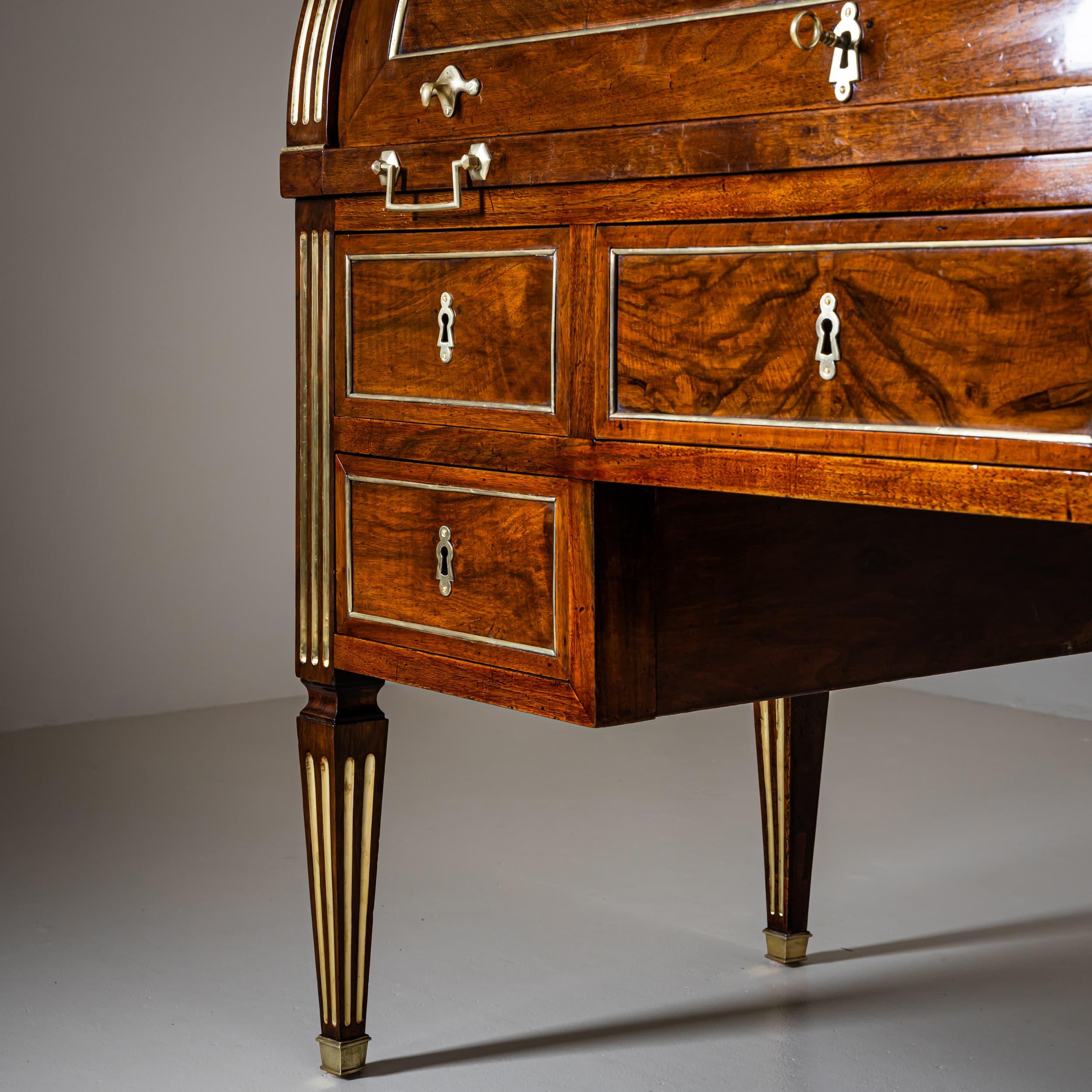 Late 18th Century Roll-Top Bureau, France For Sale 5