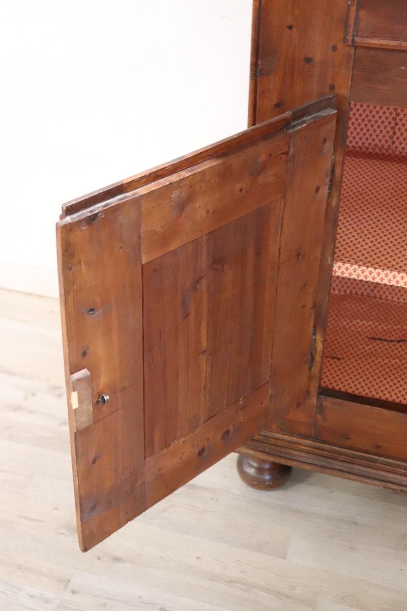 Late 18th Century Rustic Antique Cabinet in Fir Wood For Sale 6