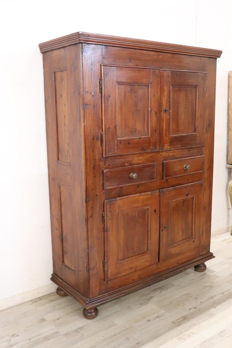 Late 18th Century Rustic Antique Cabinet in Fir Wood In Good Condition For Sale In Casale Monferrato, IT