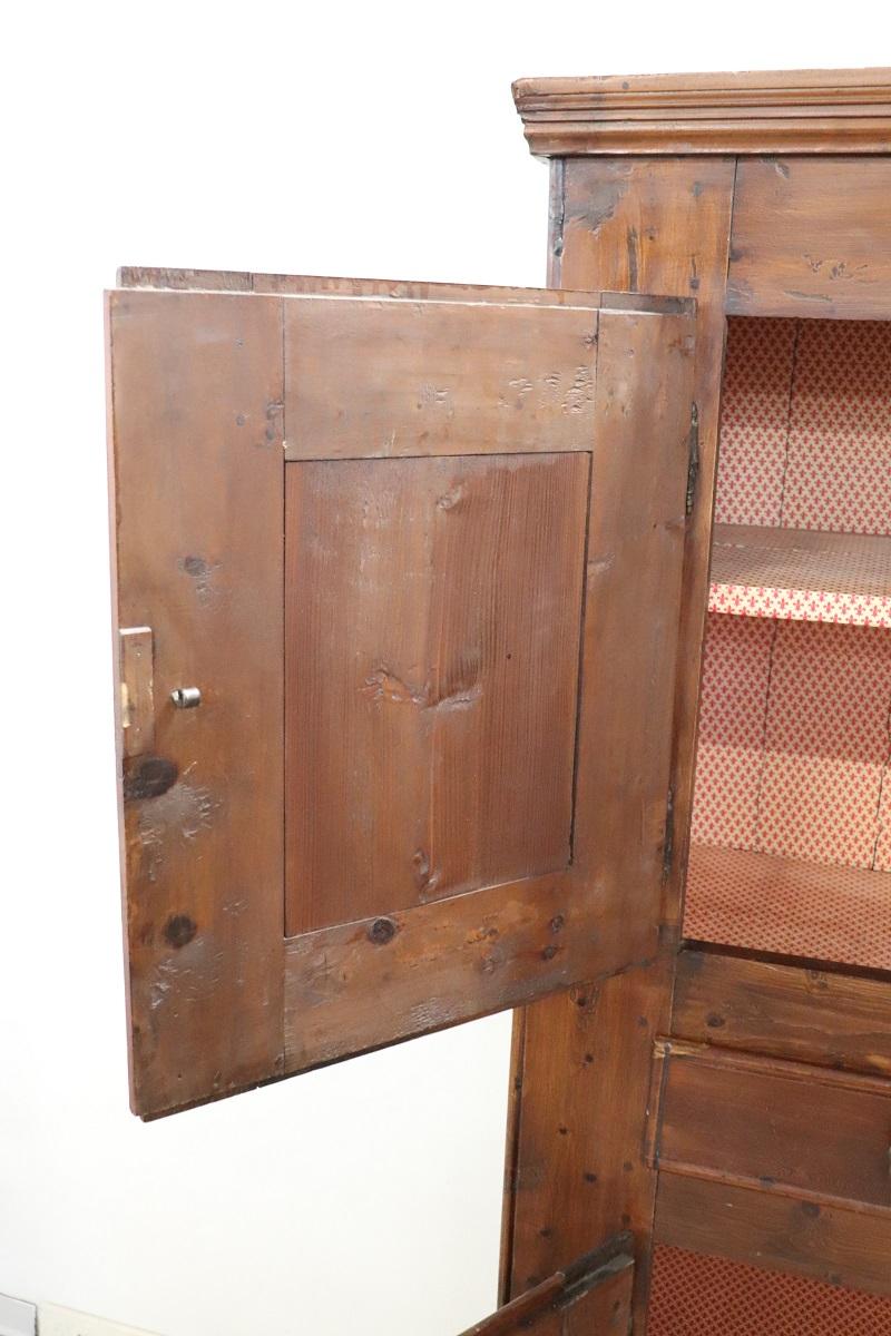 Late 18th Century Rustic Antique Cabinet in Fir Wood For Sale 5