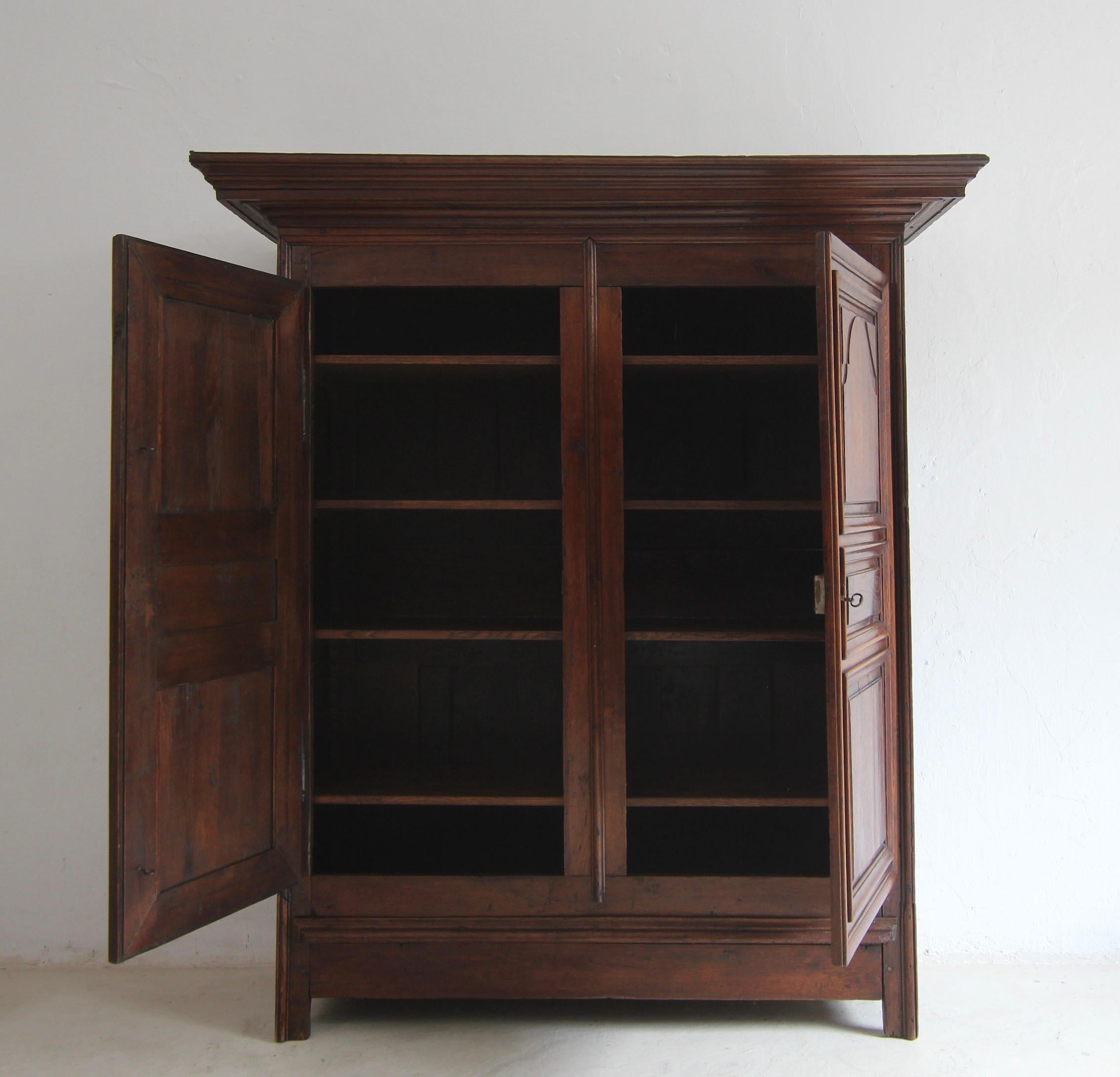 Late 18th Century Rustic Oak Cabinet For Sale 12