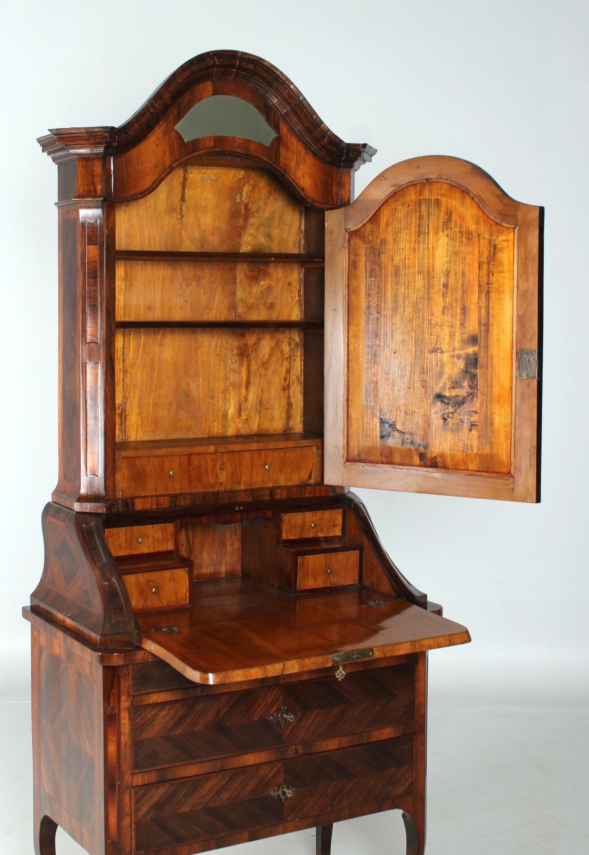 Late 18th Century Secretaire with Architectural Marquetry, Italy, circa 1770 For Sale 5