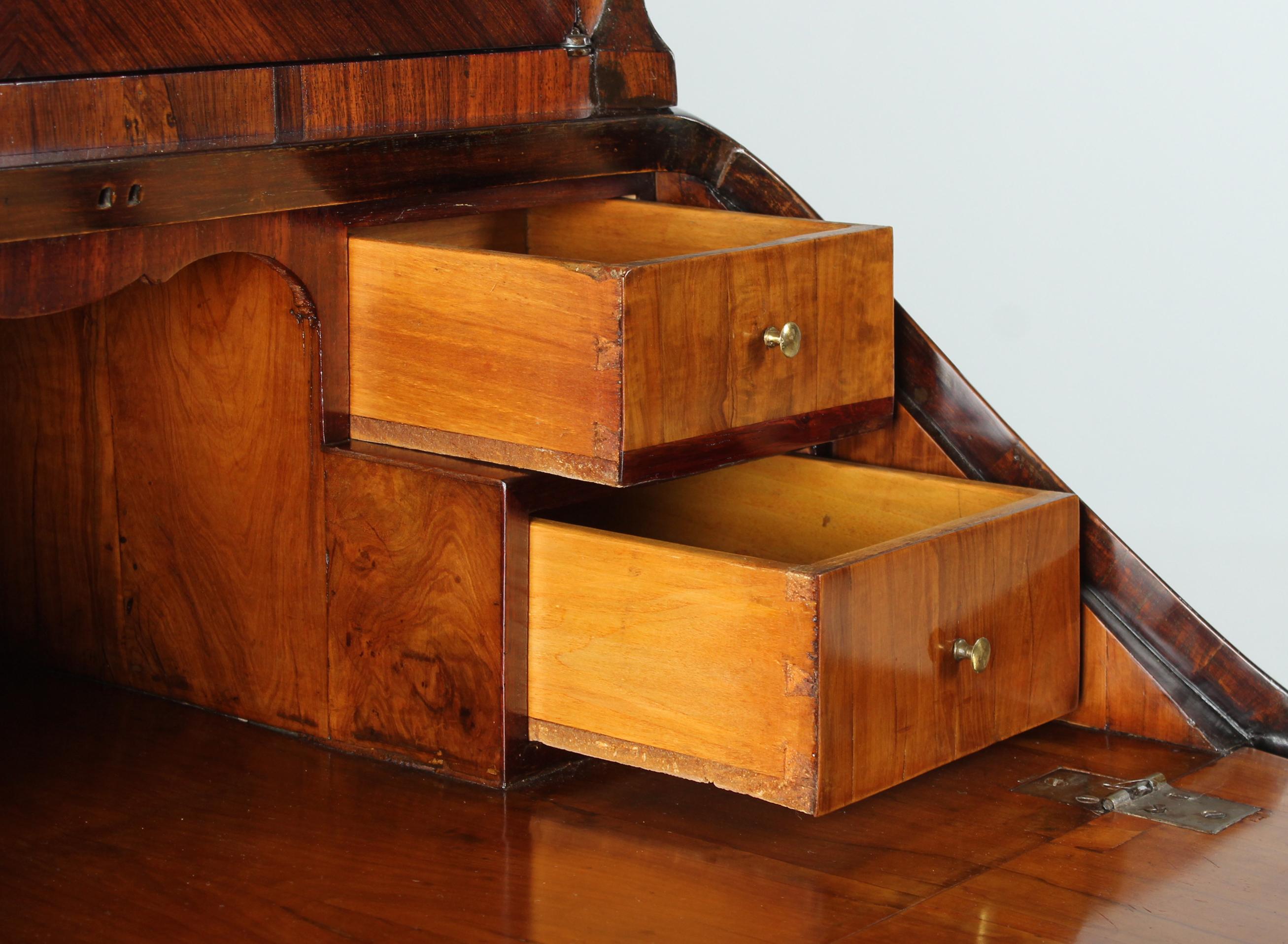 Late 18th Century Secretaire with Architectural Marquetry, Italy, circa 1770 For Sale 6