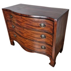 Late 18th Century Serpentine George III Mahogany Chest of Drawers