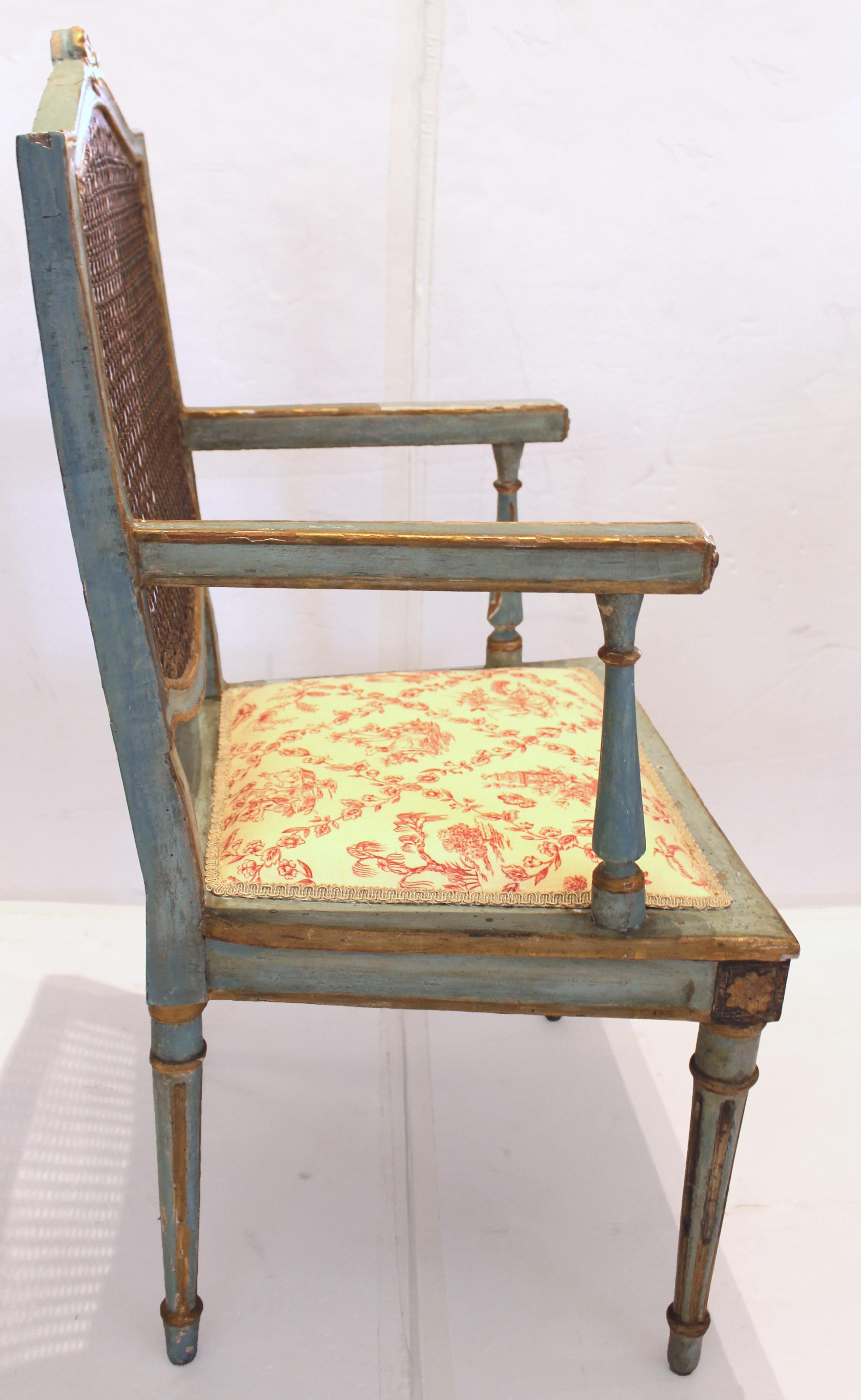 Neoclassical Late 18th Century Set of 6 Painted & Parcel Gilt Arm Chairs, Italian For Sale